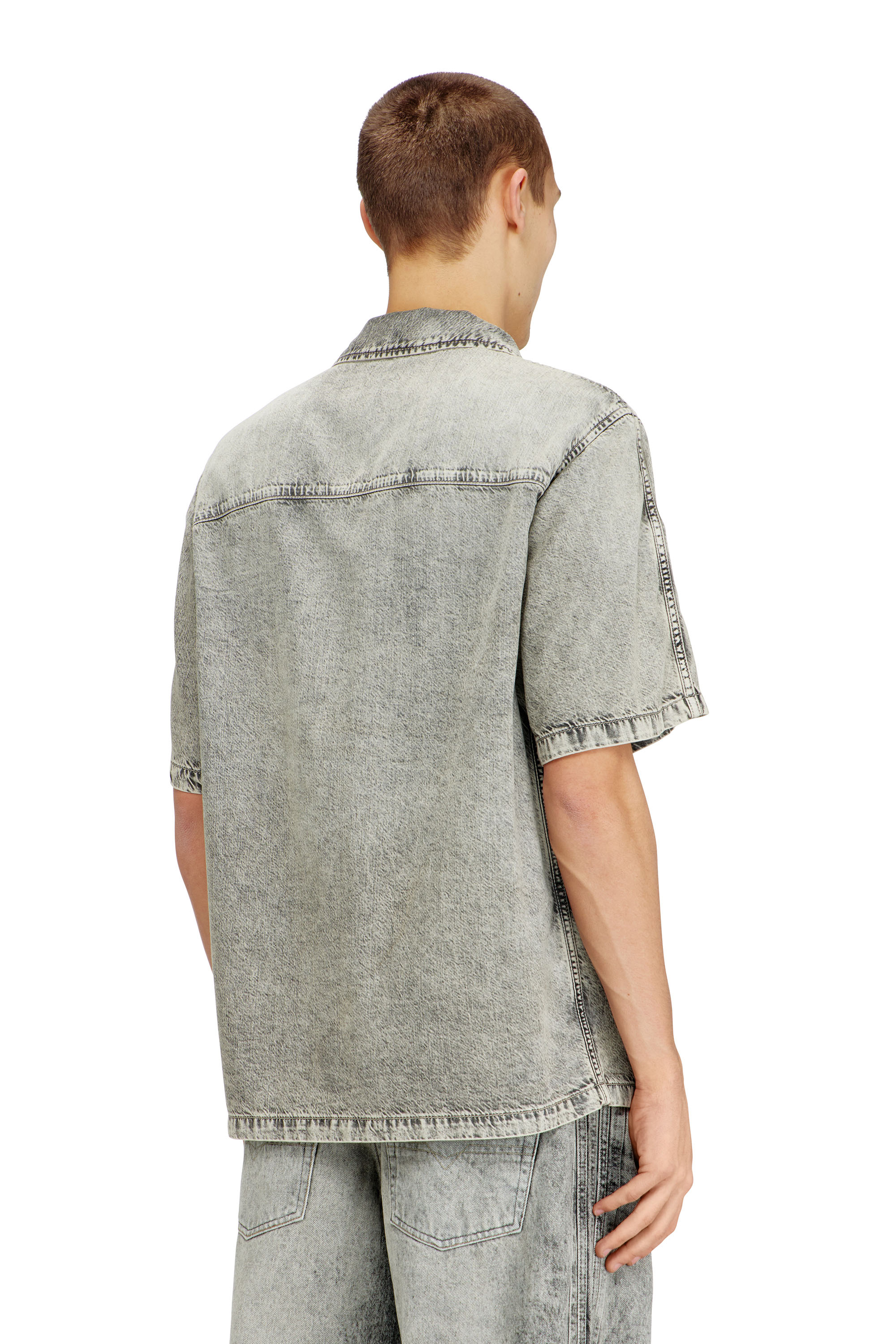 Diesel - D-NABIL-S8, Camicia a maniche corte in denim fluido trattato Uomo in ToBeDefined - 3
