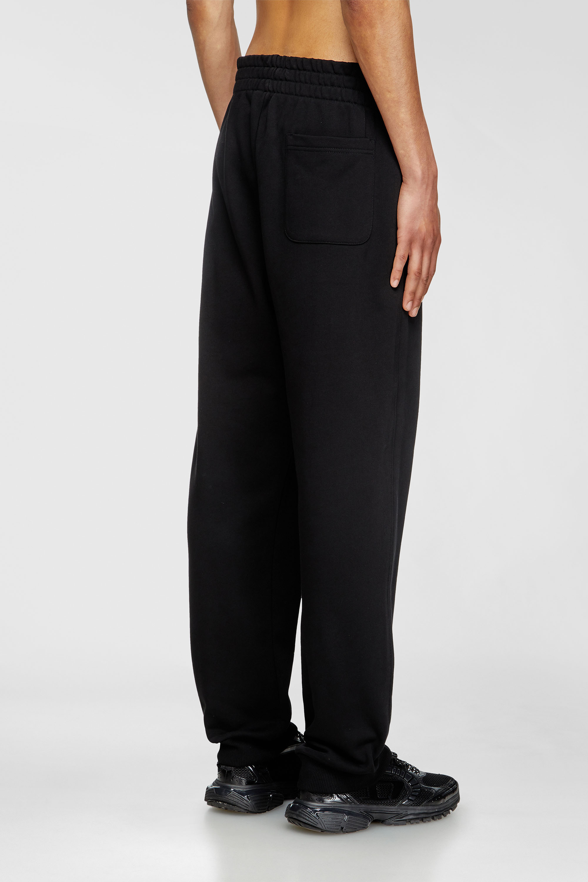 Diesel - P-MARKY-OD, Pantaloni con Oval D metallizzato Uomo in Nero - 4