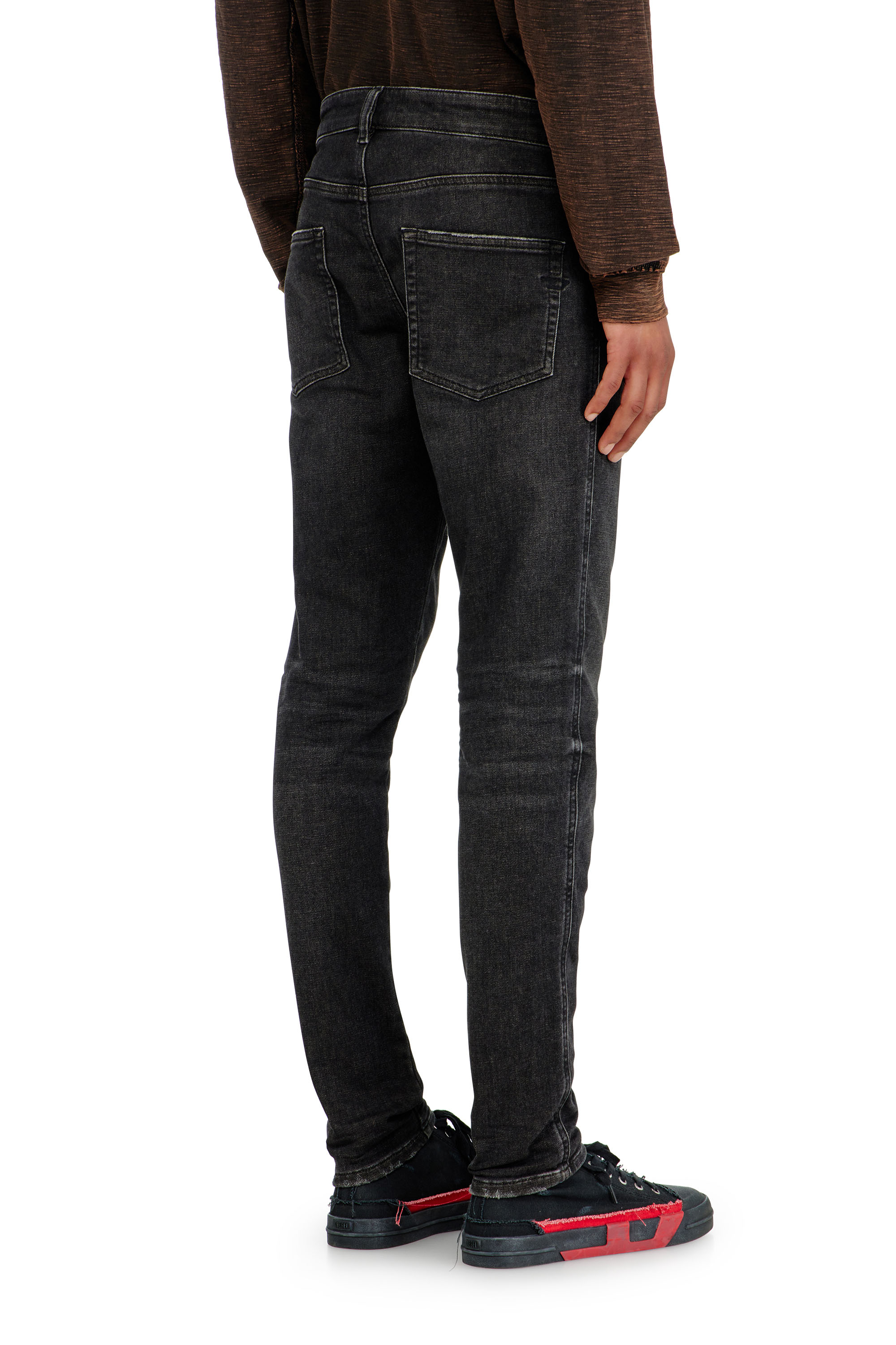 Diesel - Slim 2062 D-Strukt Joggjeans&reg; 09P92 Uomo, Nero/Grigio scuro - Image 3