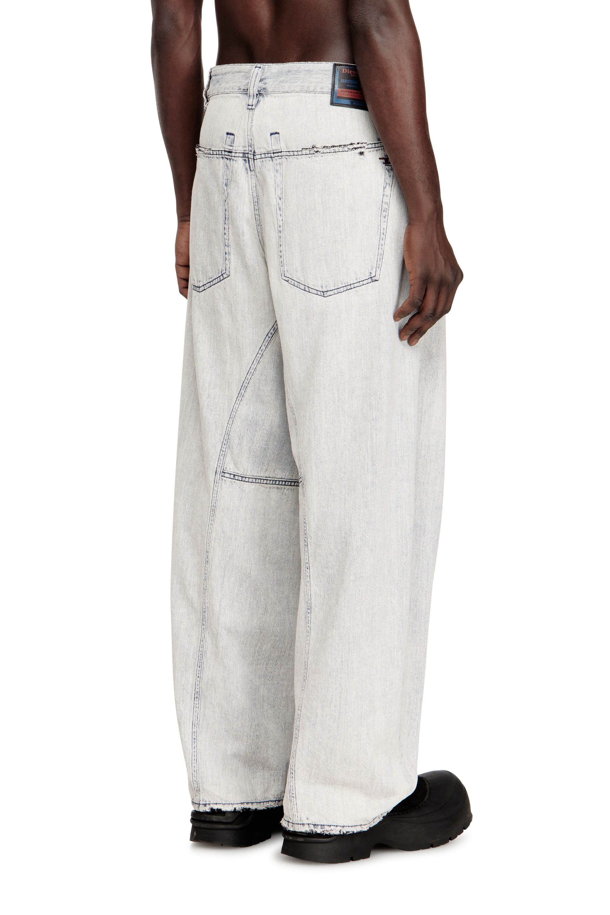 Diesel - Relaxed Jeans 1997 D-Enim-M 068UR Unisex, Blu Chiaro - Image 4