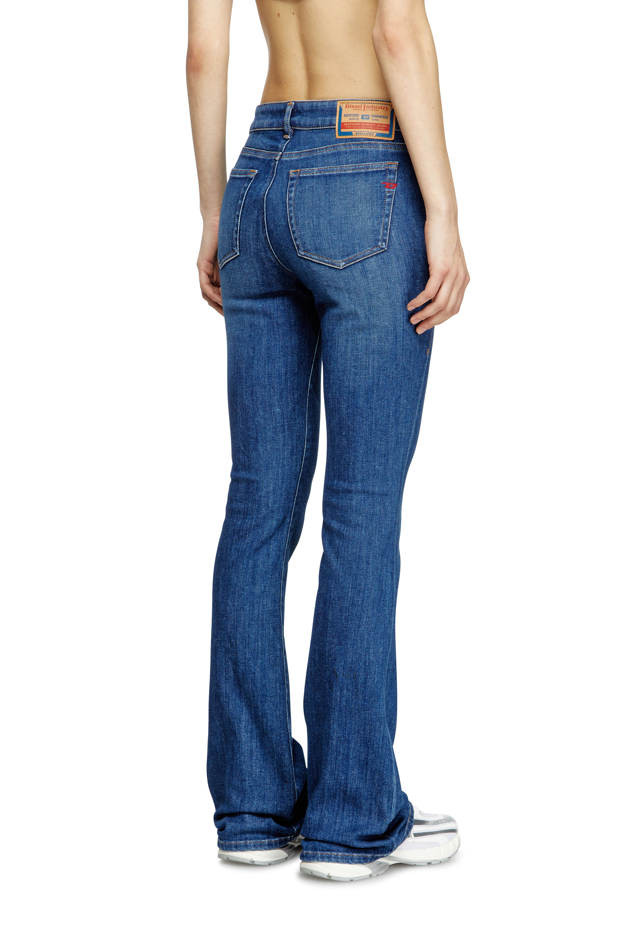 Diesel - Bootcut Jeans 1969 D-Ebbey 09M73 Donna, Blu medio - Image 4