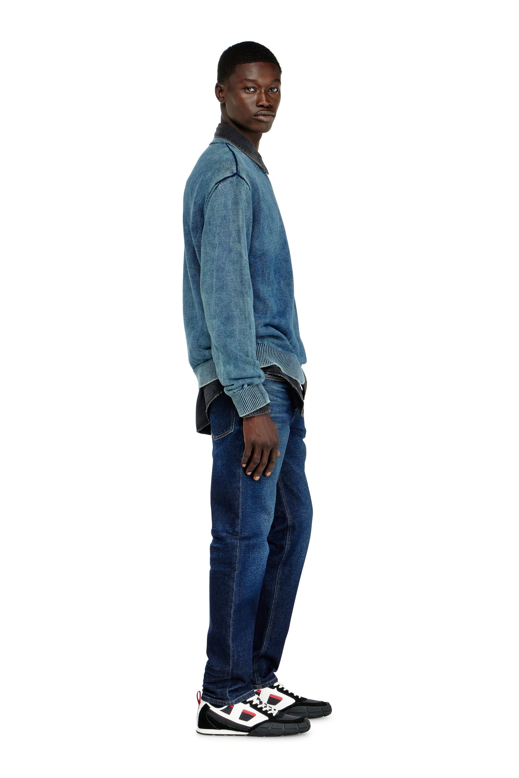 Diesel - Regular Jeans 2023 D-Finitive 0KBBV Uomo, Blu Scuro - Image 2