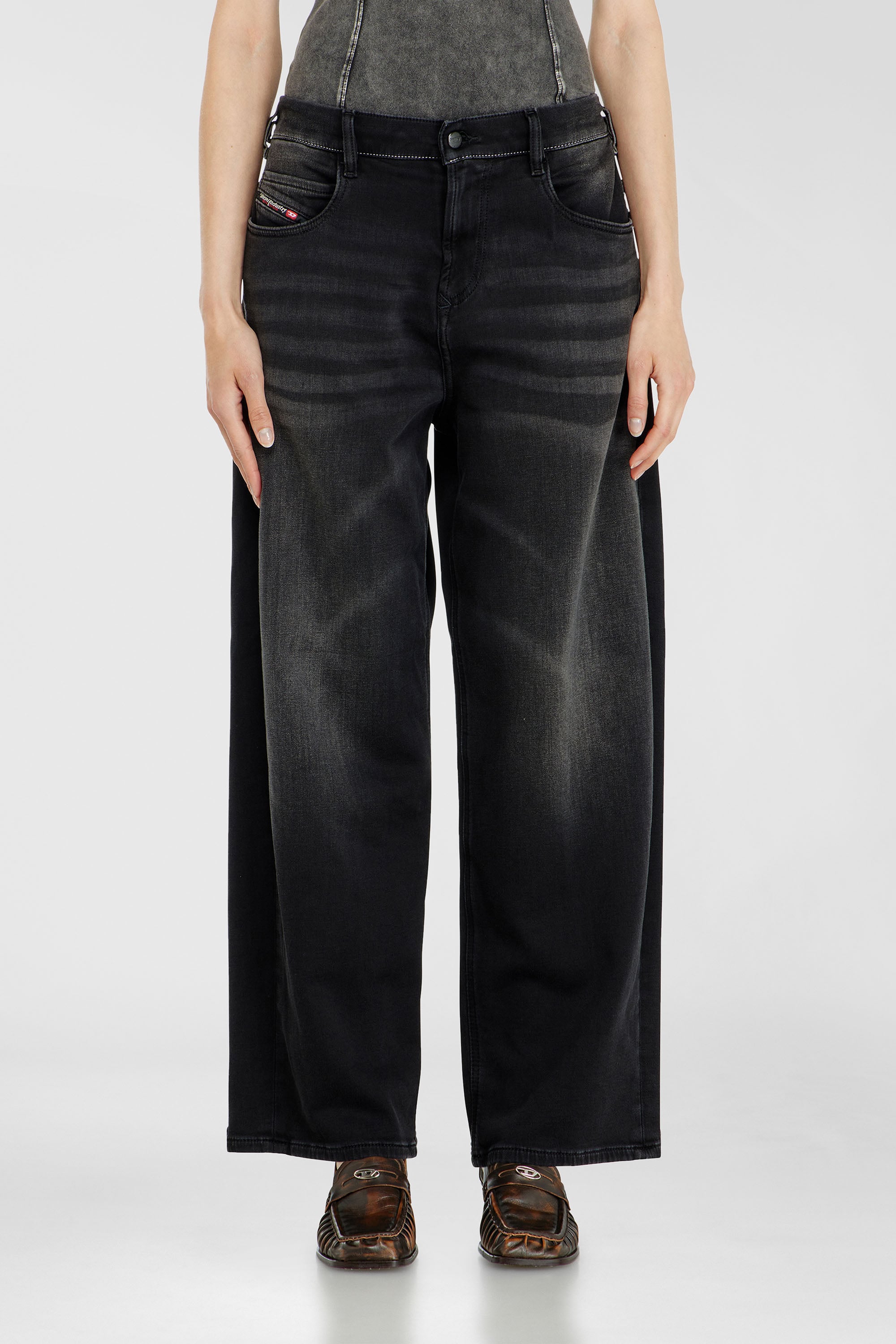Diesel - Relaxed 2097 D-Enim-M Joggjeans&reg; 09P90 Unisex, Nero/Grigio scuro - Image 2
