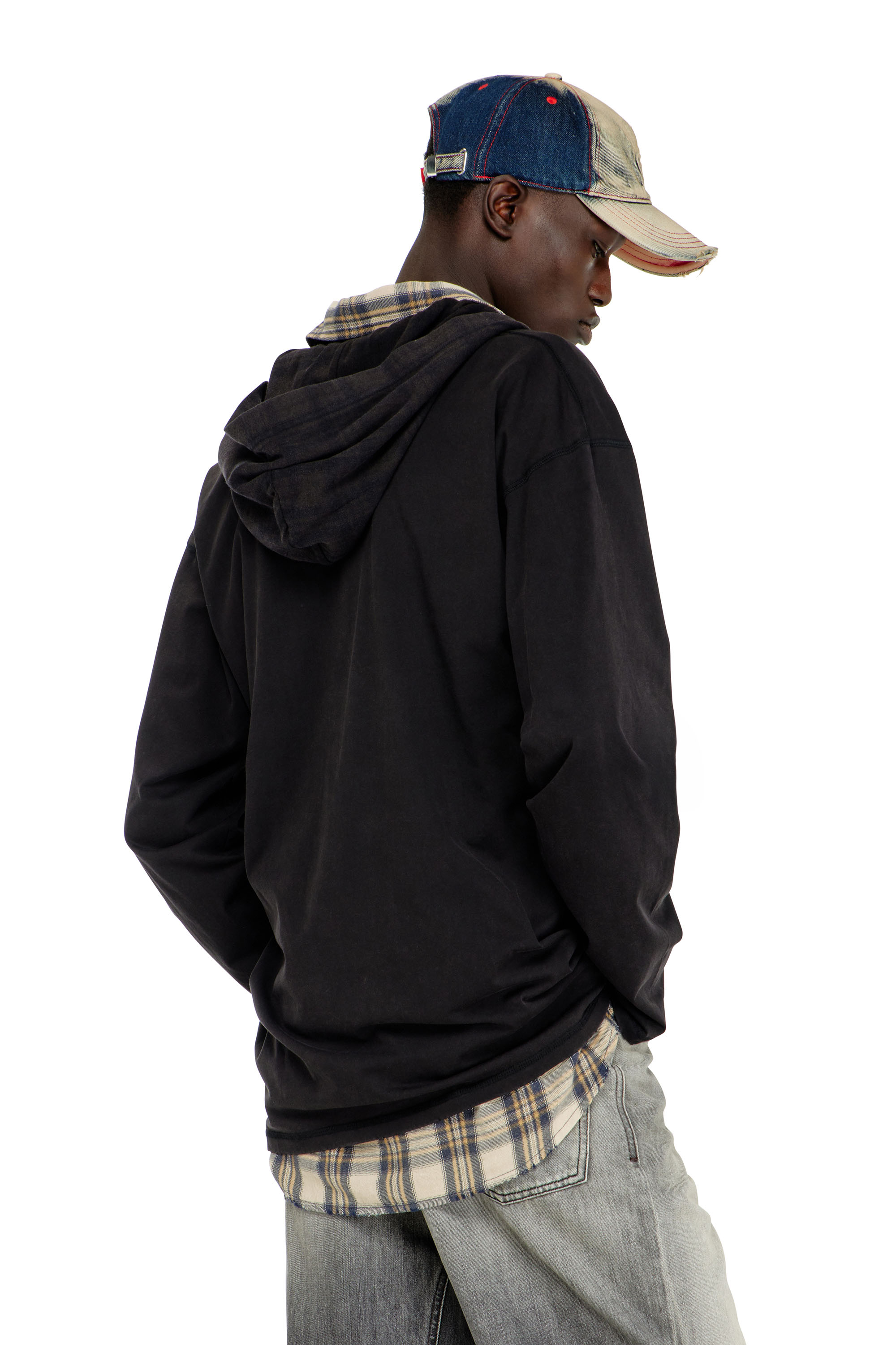 Diesel - T-BOXT-LS-HOOD-CHECK, T-shirt a manica lunga con cappuccio in flanella Uomo in Nero - 4