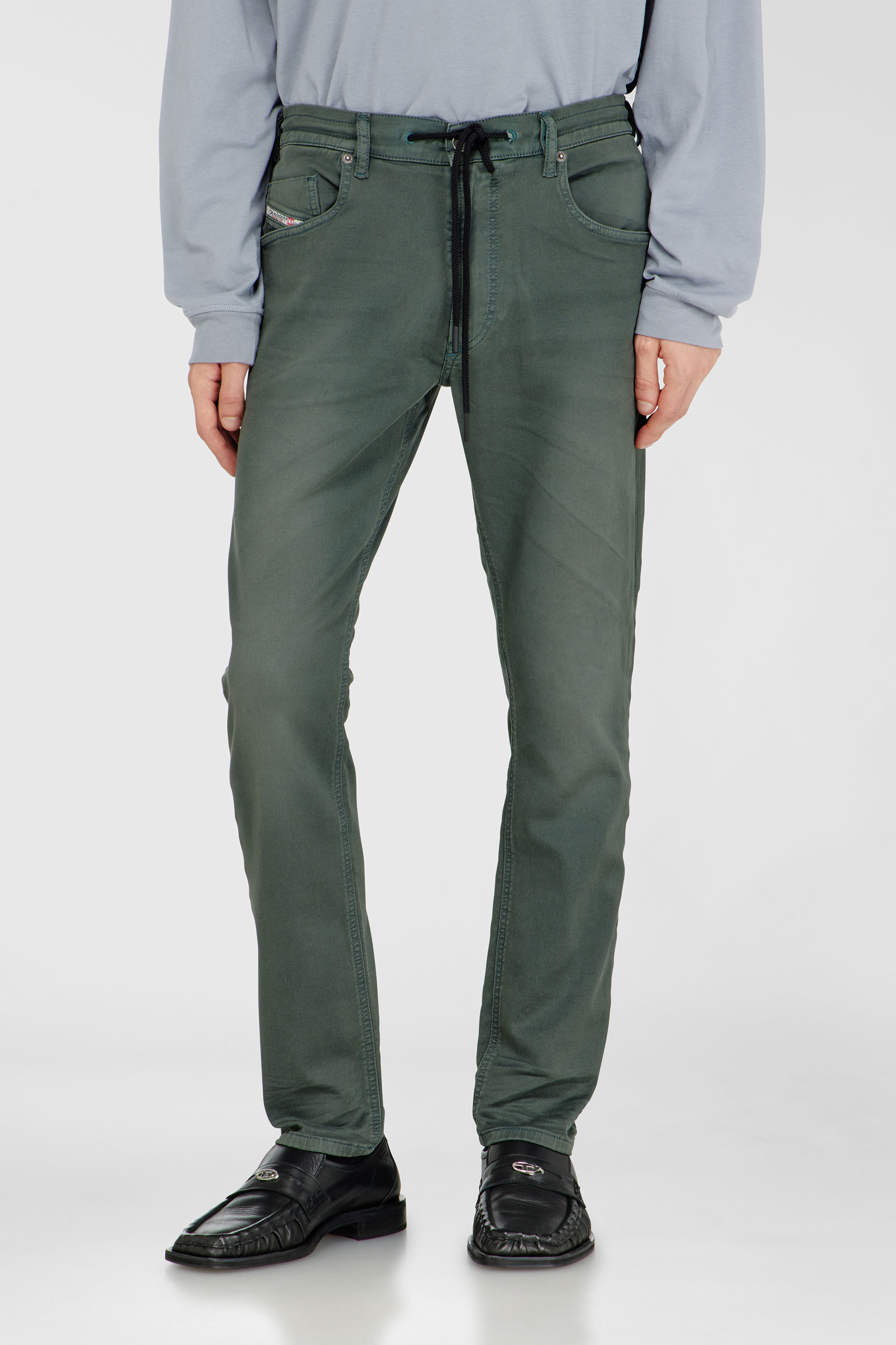 Diesel - Regular 2032 D-Krooley Joggjeans&reg; 0670M Uomo, Grigio - Image 1