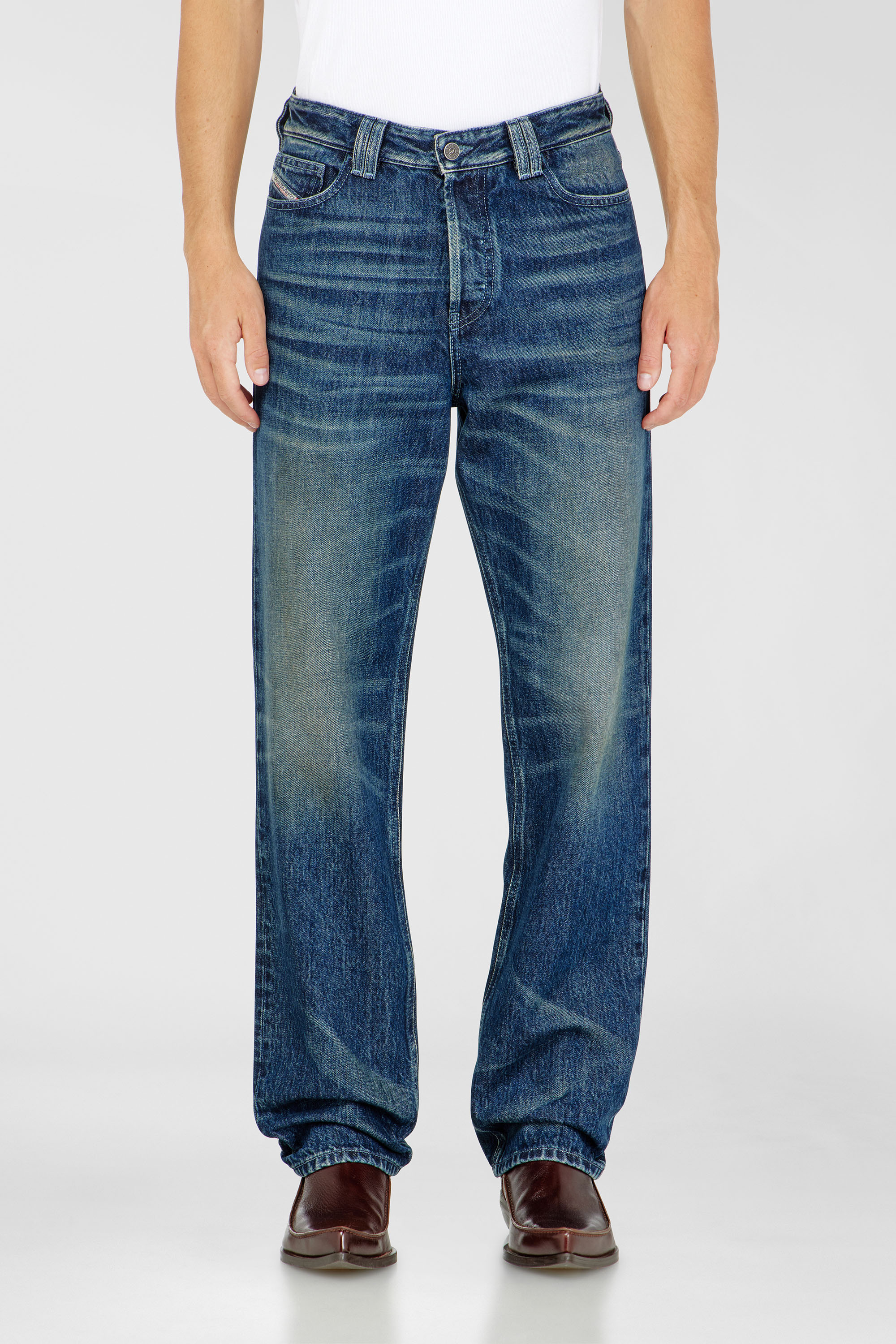 Diesel - Regular Jeans 1991 D-Voeed 007FZ Uomo, Blu Scuro - Image 4