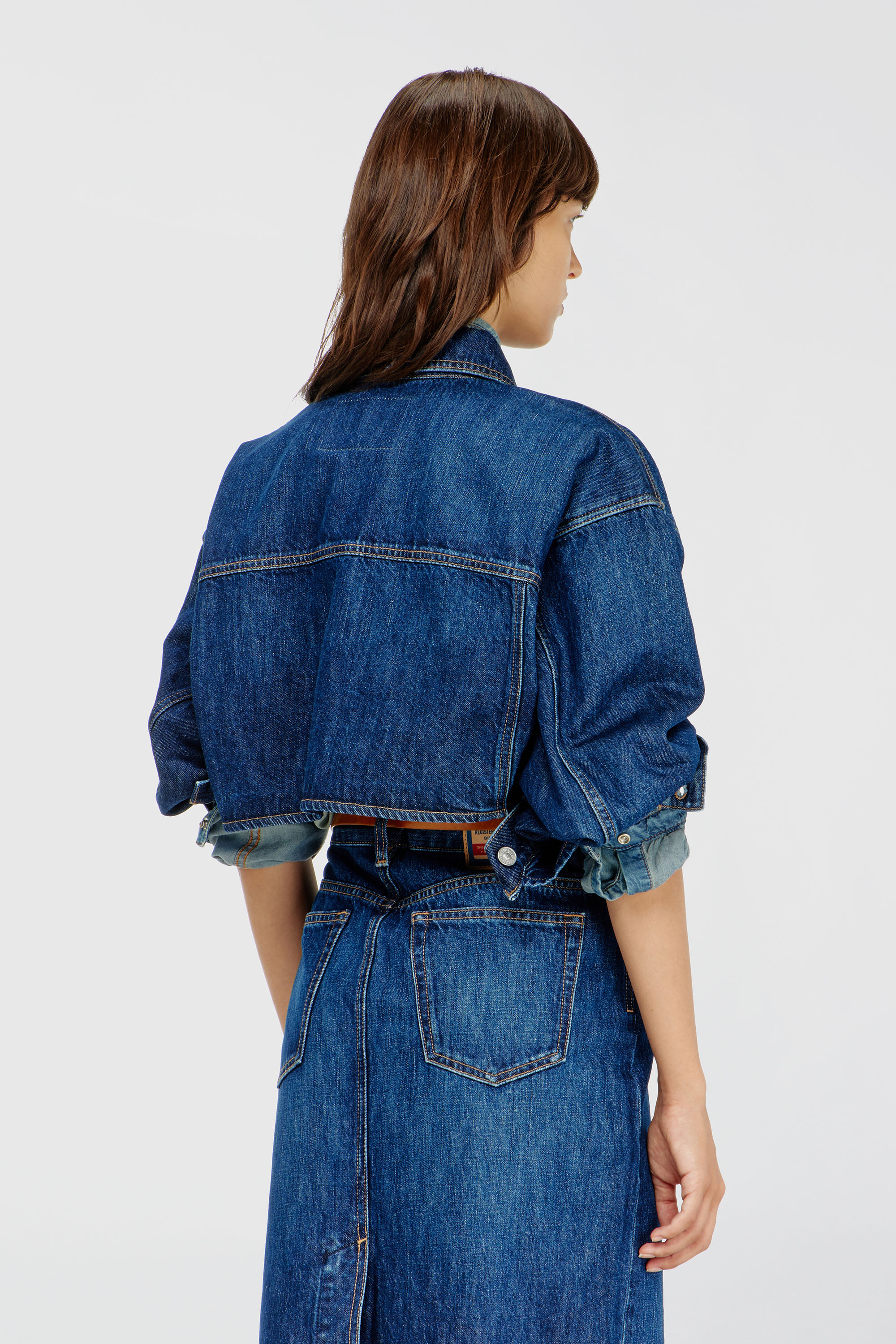 Diesel - DE-MALLEY, Giacca trucker in denim cropped oversize Donna in Blu - 4
