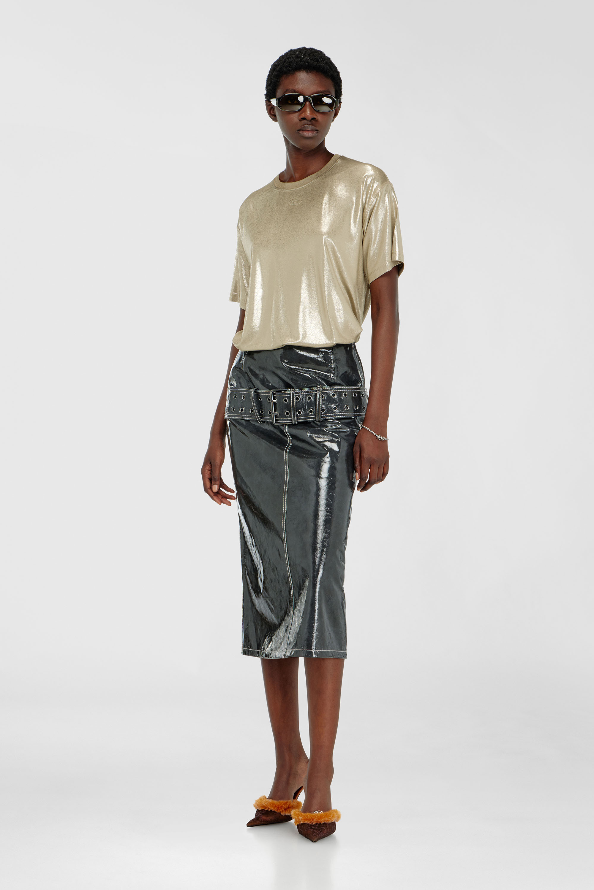 Diesel - T-NORMY-AA2, T-shirt in jersey con finitura metallizzata Donna in Oro - 2