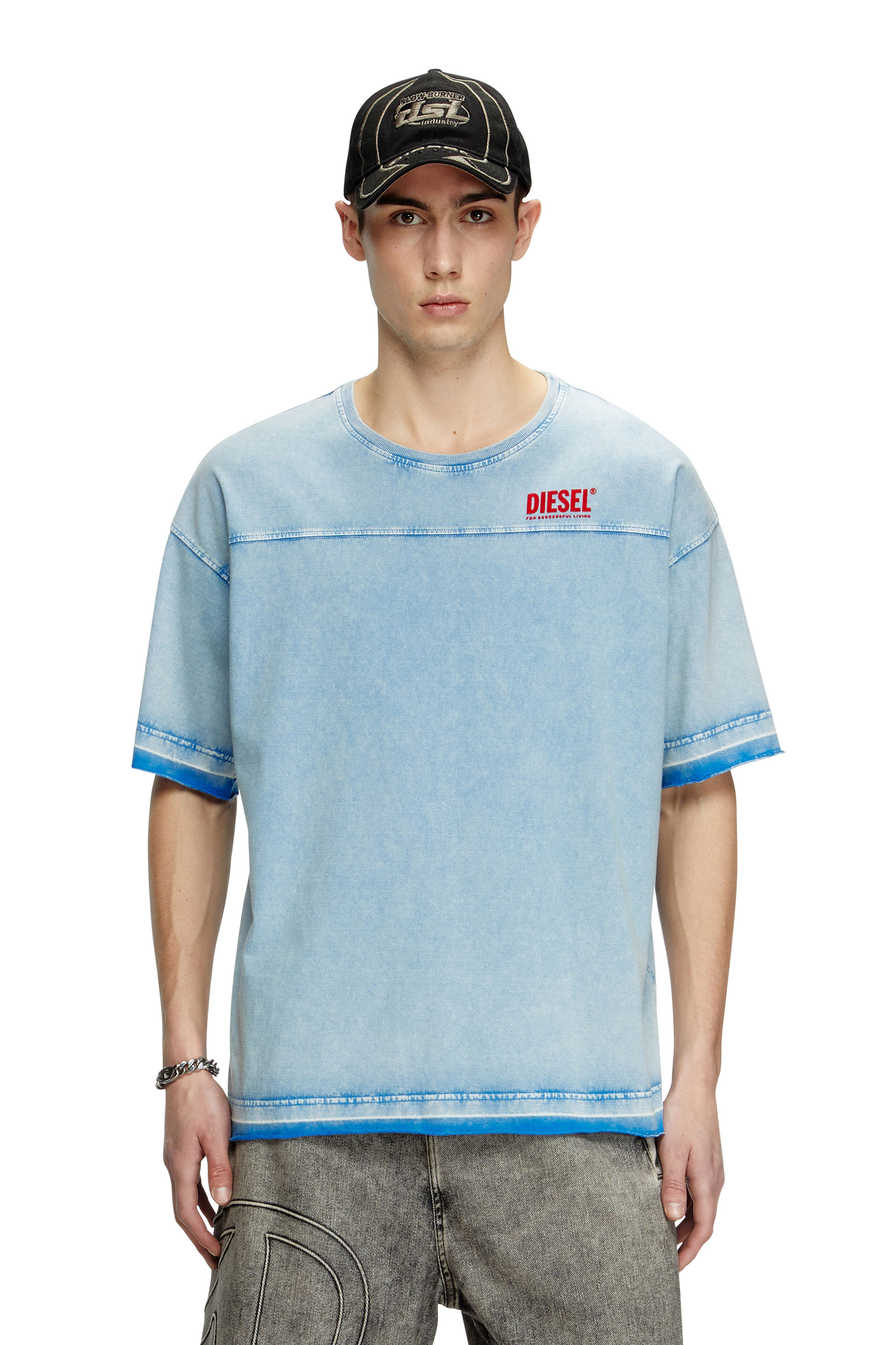 Diesel - T-HOXT, T-shirt effetto denim con orli scuciti Uomo in Blu - 1