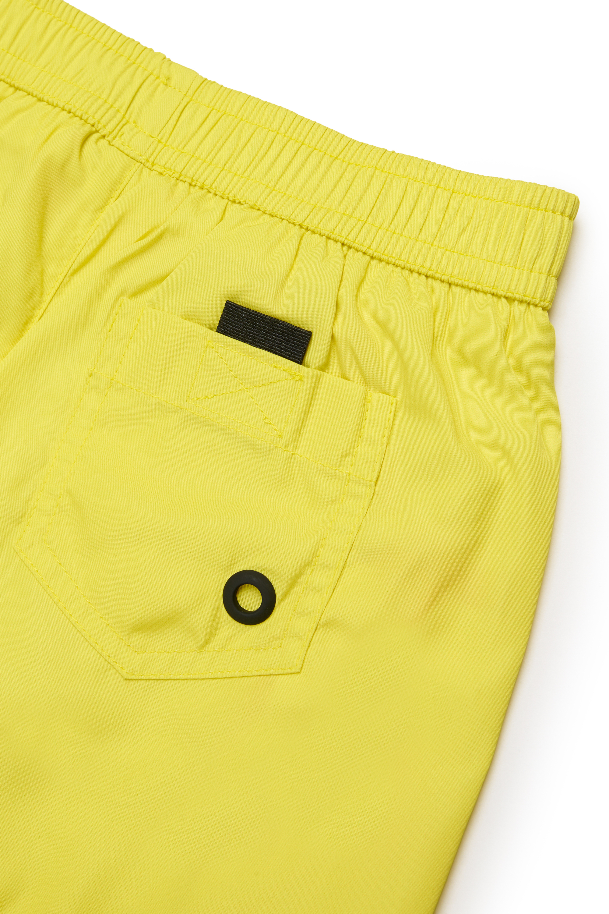 Diesel - MIRULYB, Shorts da bagno con stampa aliena Uomo in Giallo - 4