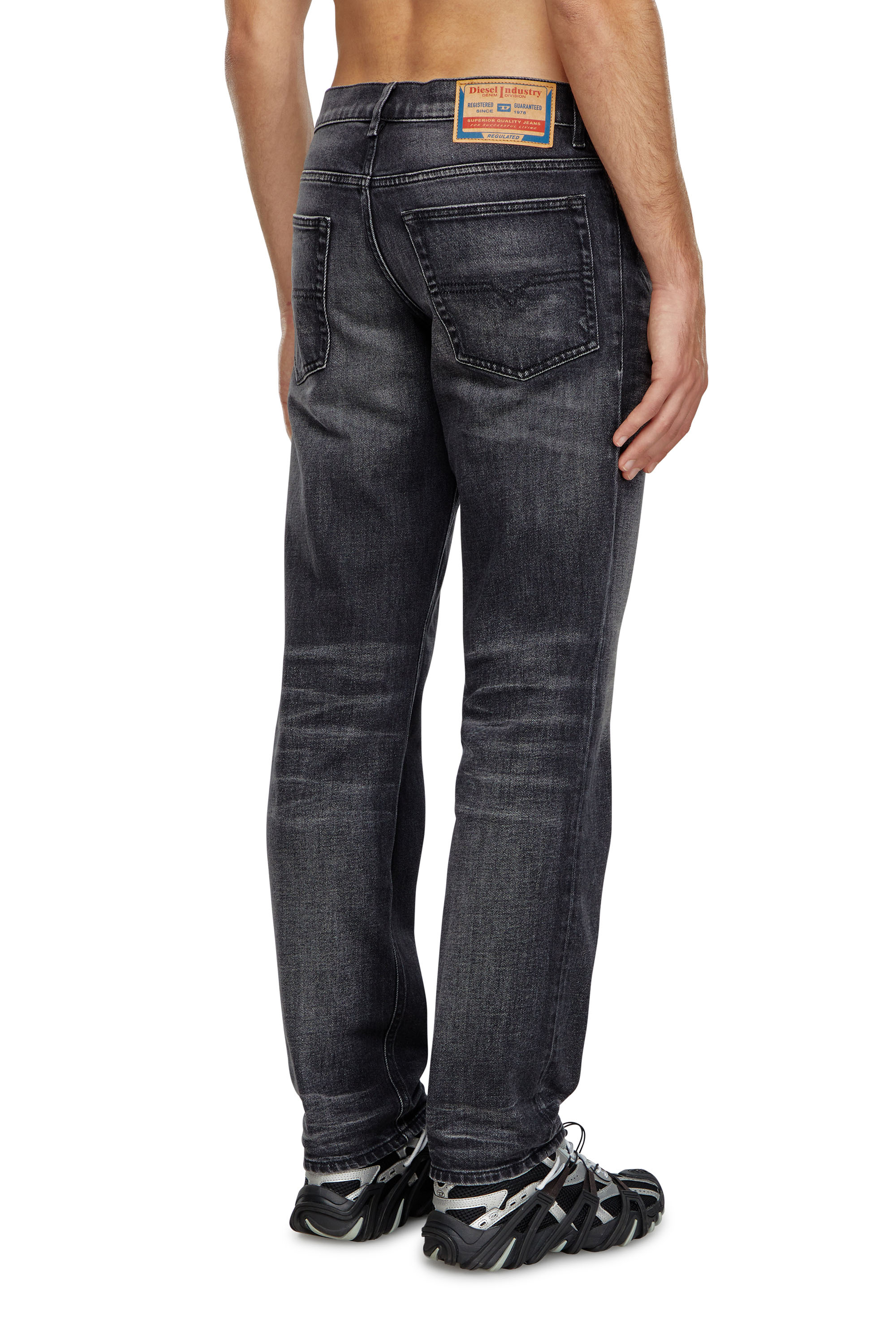 Diesel - Regular Jeans 2023 D-Finitive 09J65 Uomo, Nero/Grigio scuro - Image 3