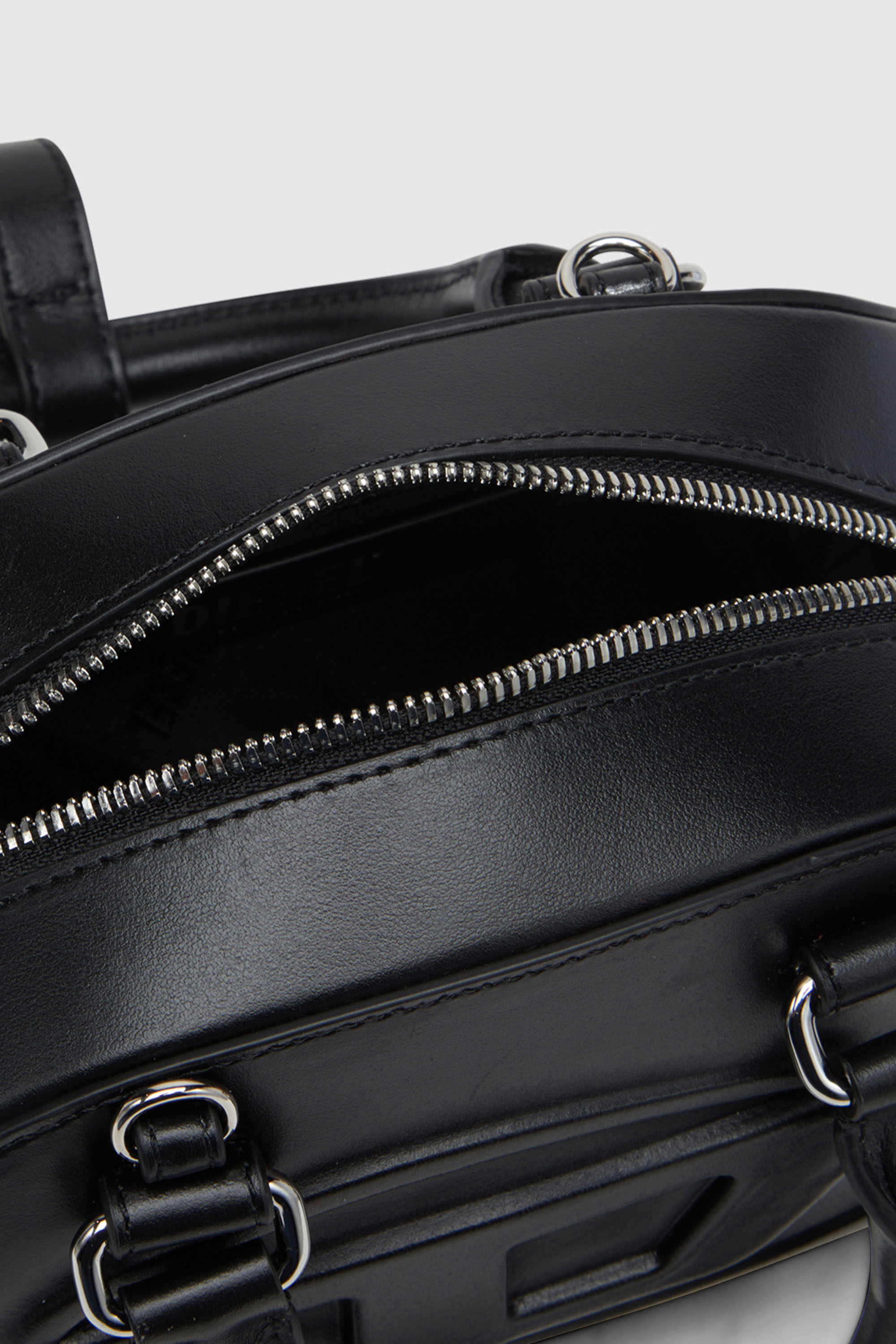 Diesel - 1DR DOME CROSSBODY, 1DR Dome - Borsa bowling mini in pelle Donna in Nero - 4
