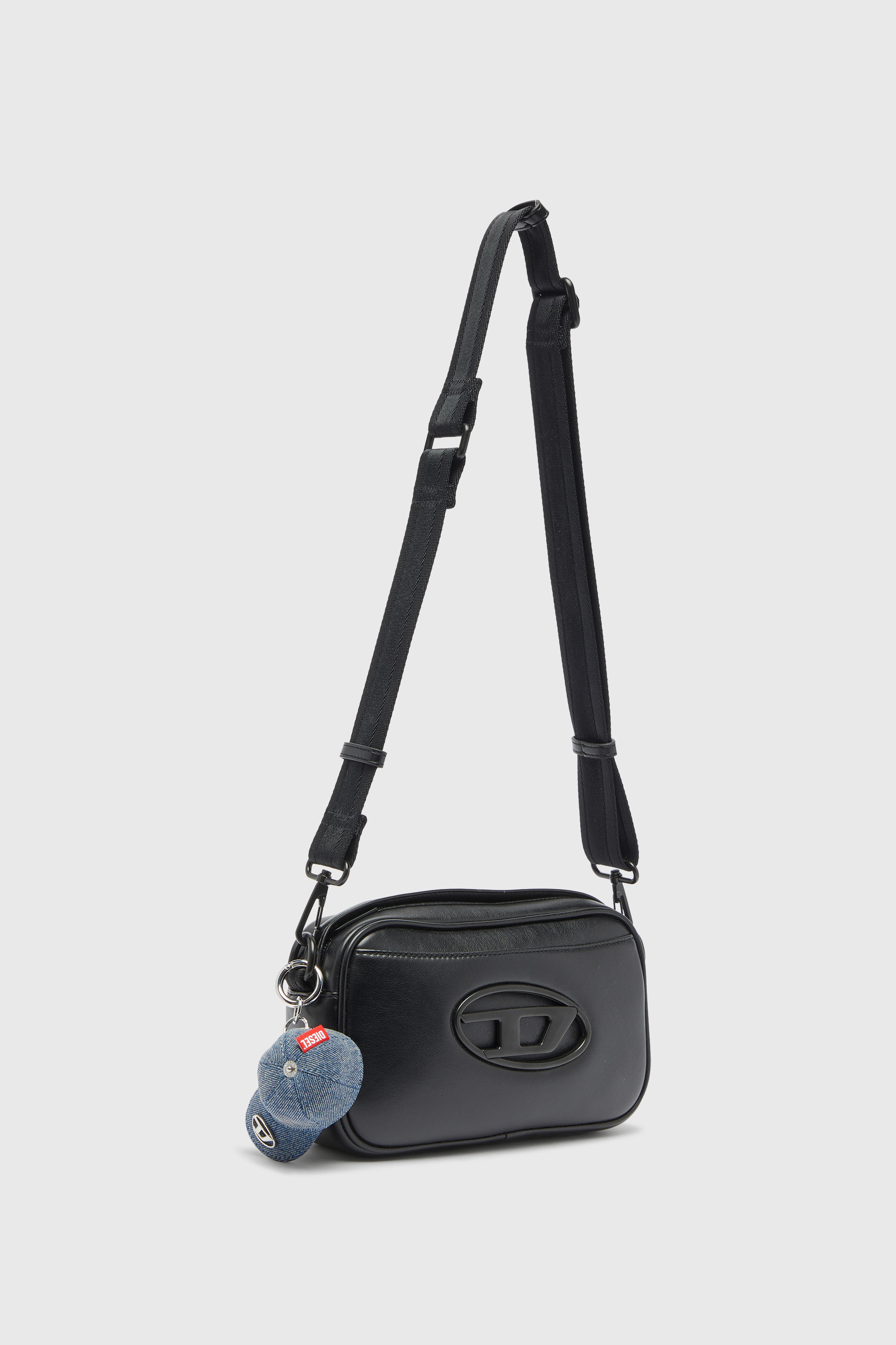 CHARM-CAP, Blu