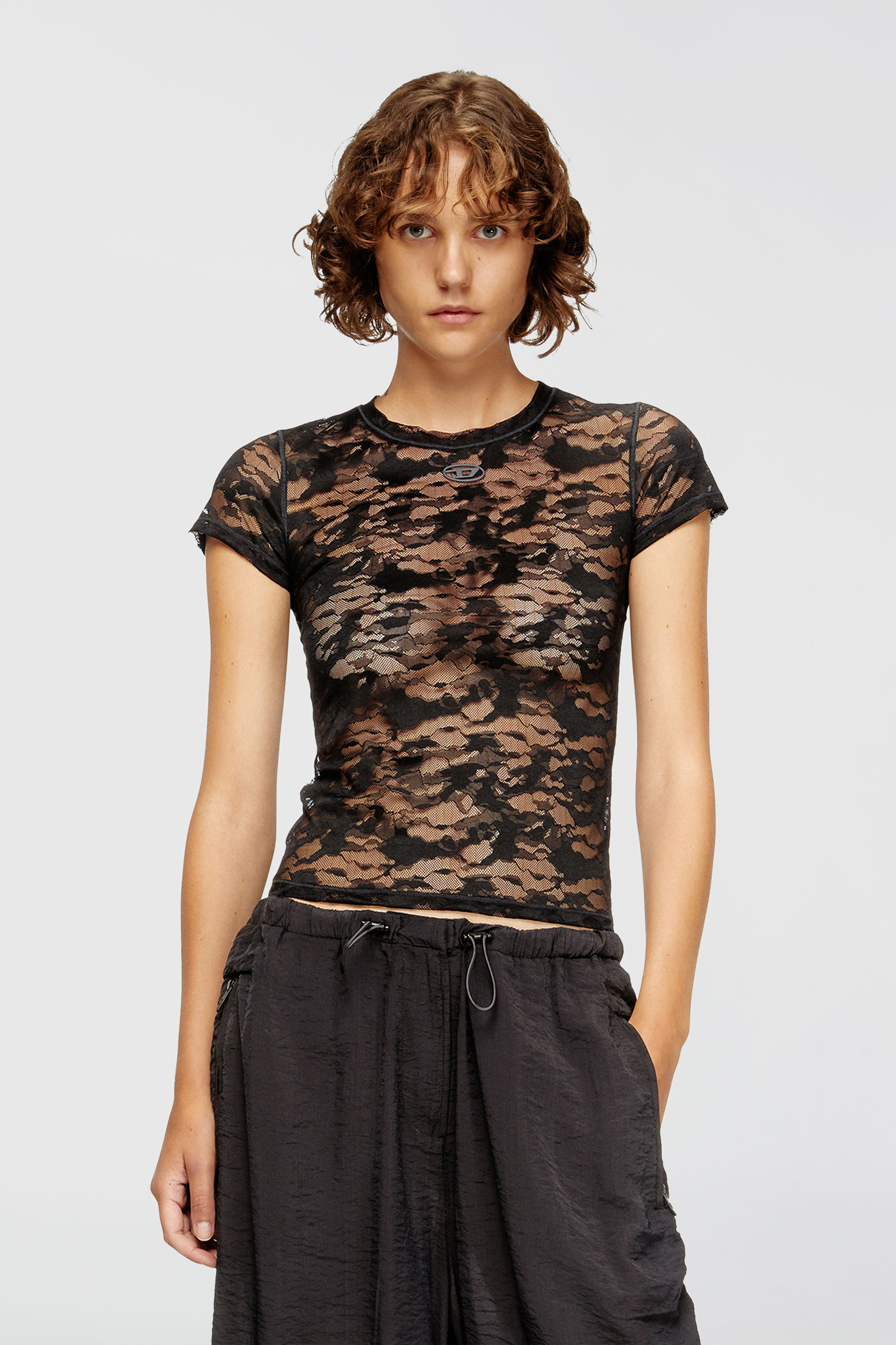 Diesel - KASIA-UTLT, T-shirt in pizzo camouflage Donna in Nero - 5
