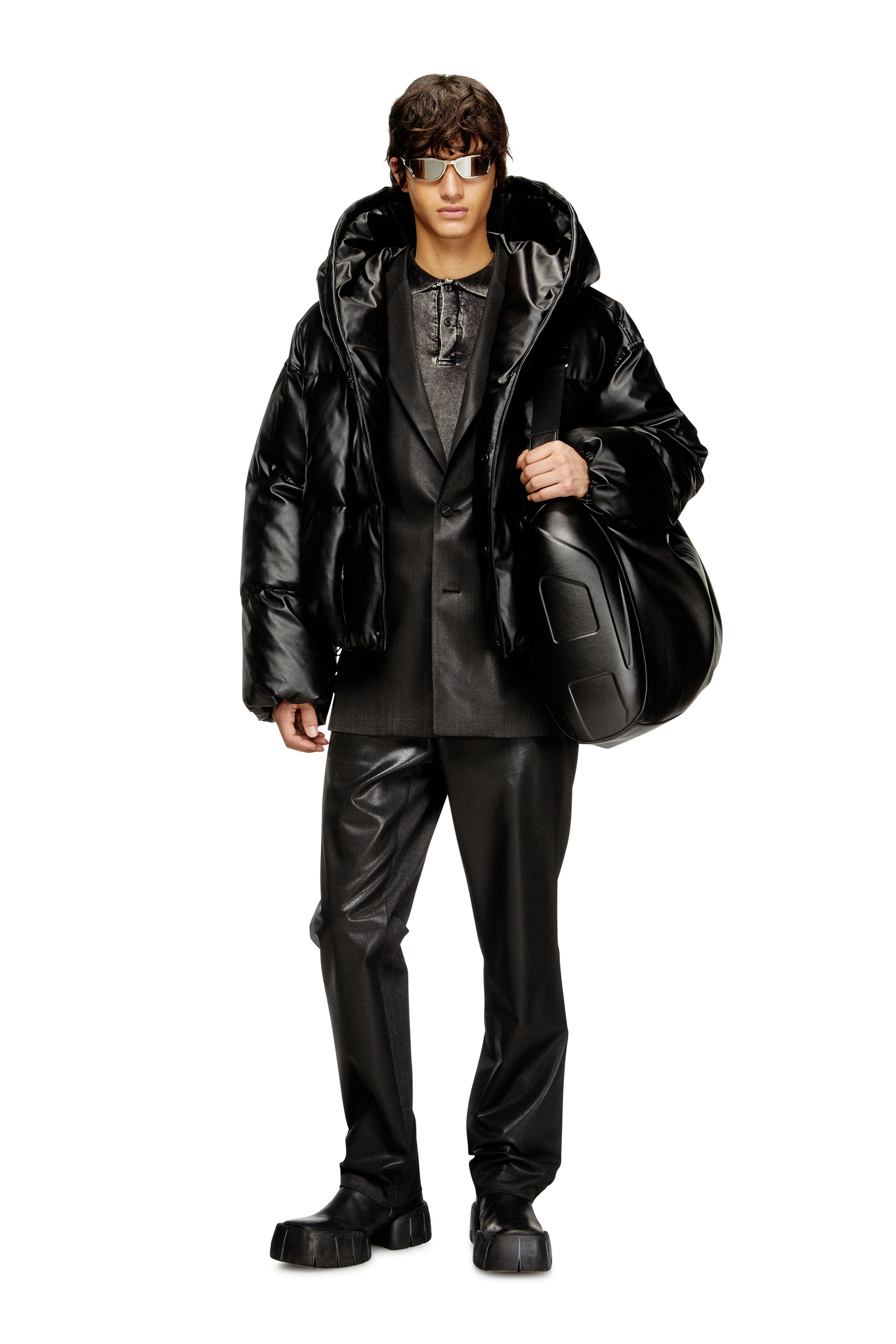 Diesel - W-MYLEY, Man's Hooded puffer jacket in coated fabric in Black - 1