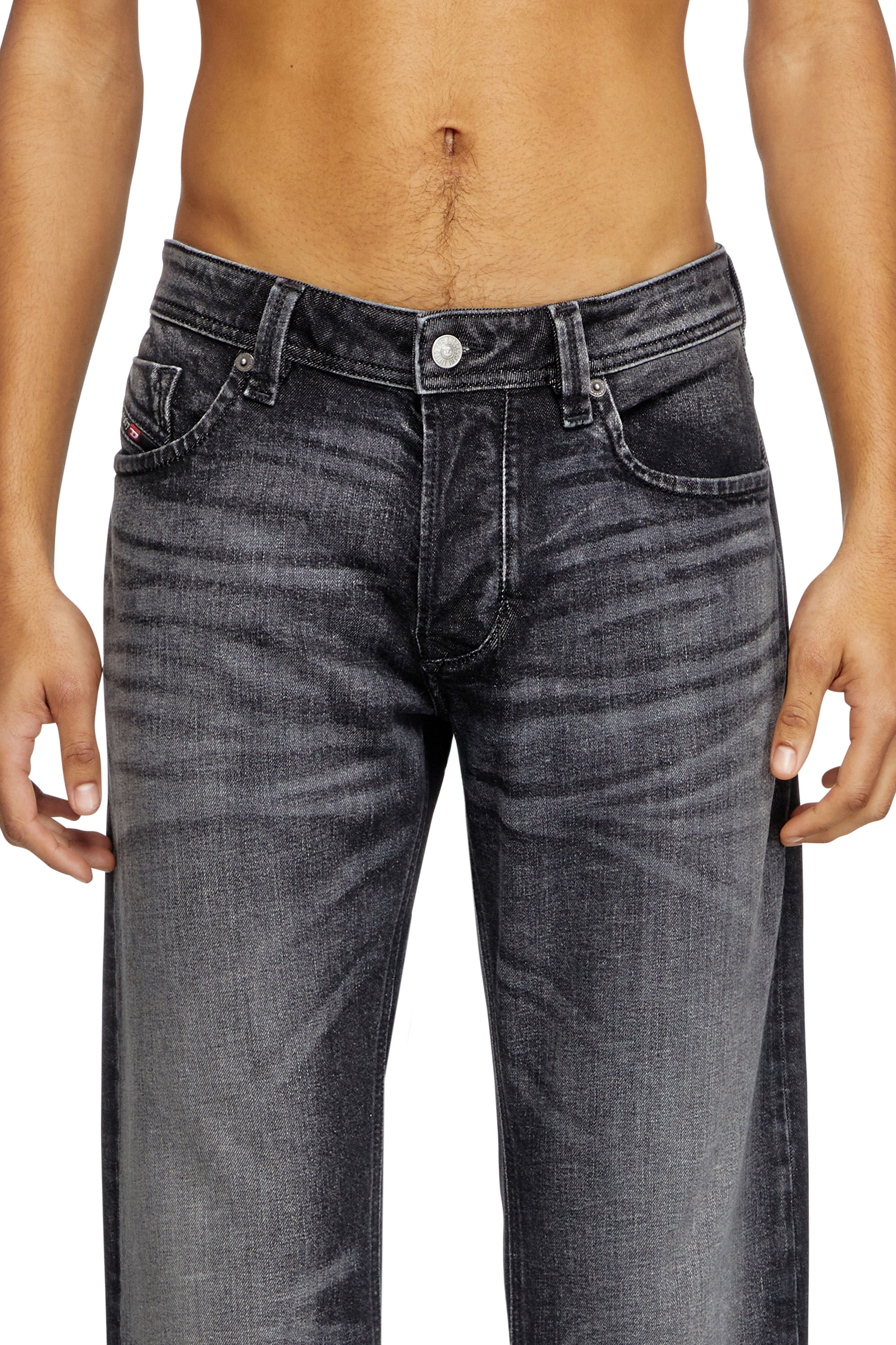 Diesel - Regular Jeans 1985 Larkee 09L52 Uomo, Nero/Grigio scuro - Image 5