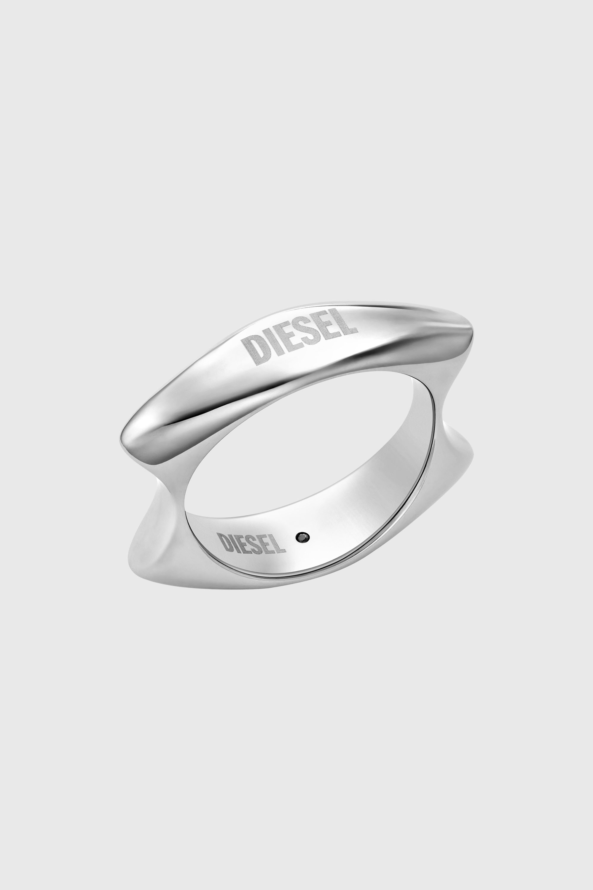 Anello in acciaio inossidabile