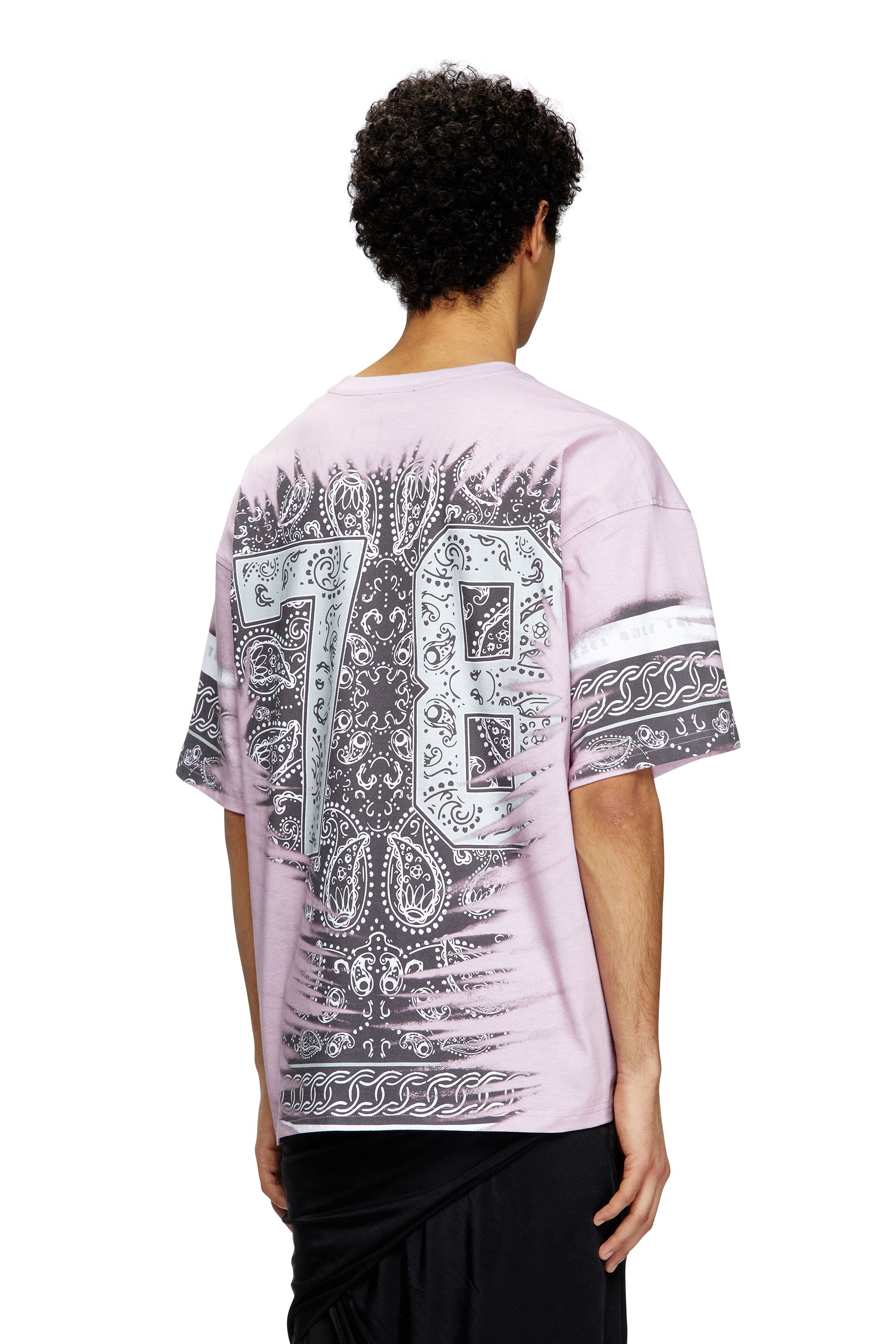 Diesel - T-BOXT-78-R1, T-shirt con stampa bandana e numero 78 Uomo in Rosa - 4