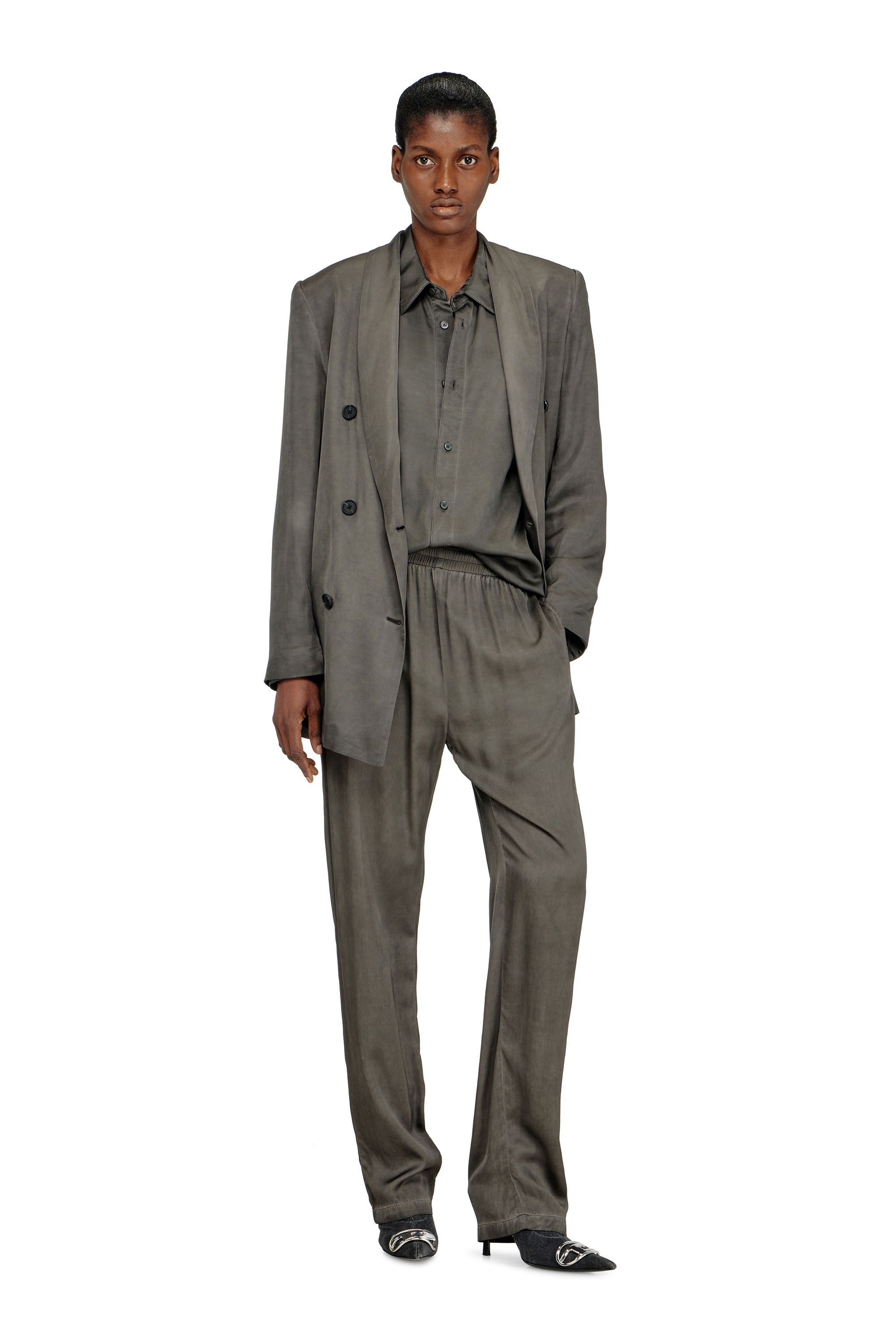 Diesel - P-TRAK, Pantaloni fluidi in raso tinto in capo Donna in Grigio - 1