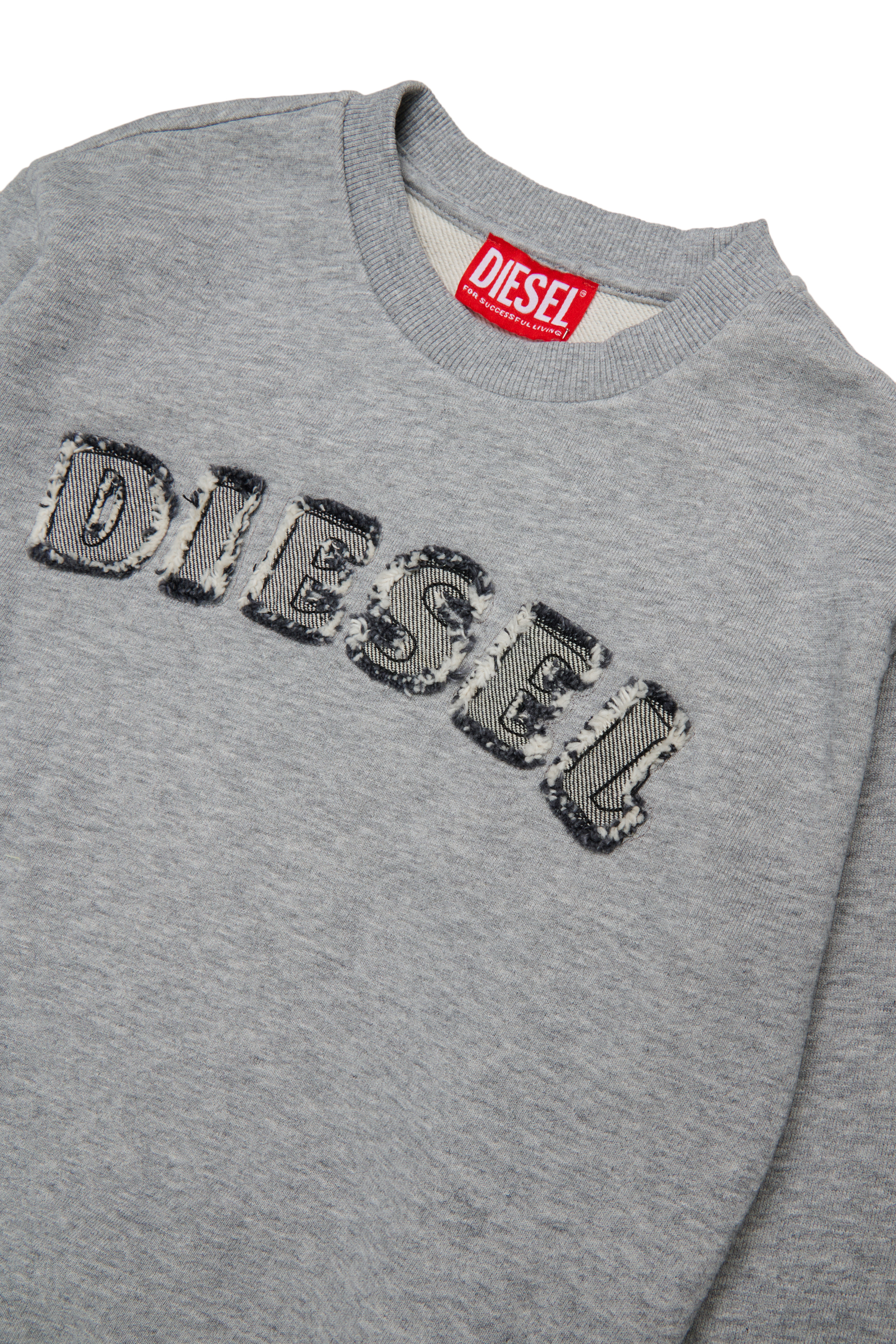 Diesel - SJEANS OVER, Felpa con lettere del logo sfrangiate Uomo in Grigio - 3