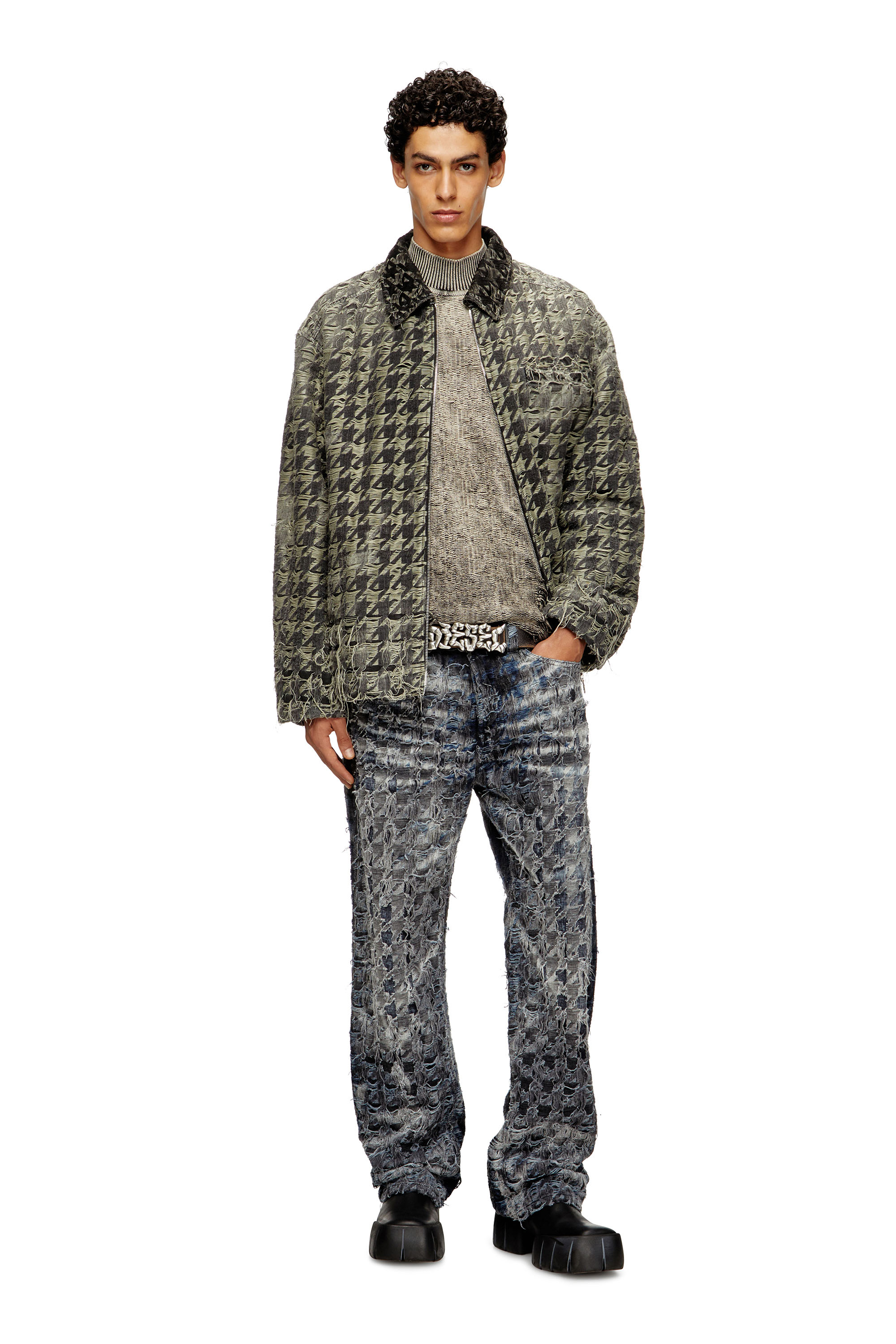 Diesel - Relaxed Jeans 1980 D-Eeper 0CEBL Uomo, Blu Scuro - Image 2