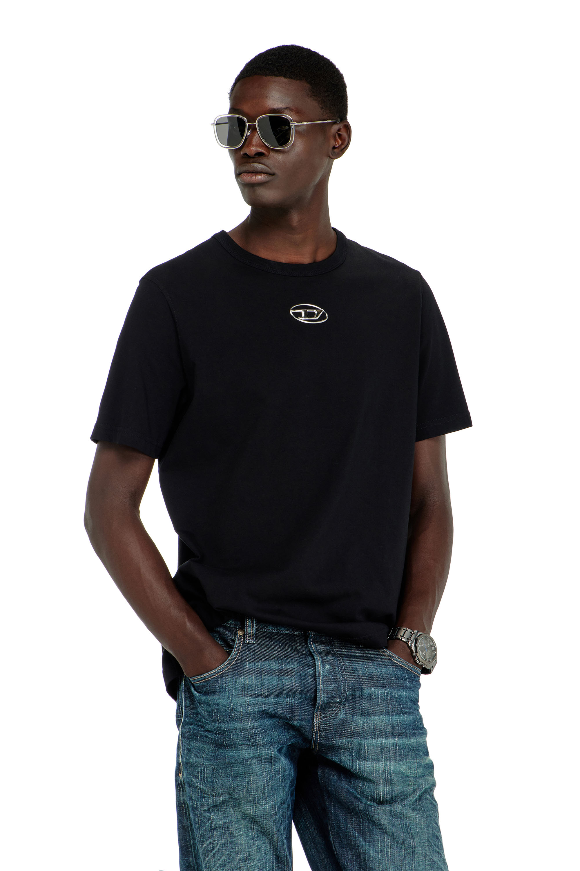 Diesel - T-ADJUST-OD, T-shirt con Oval D metallica Uomo in Nero - 3