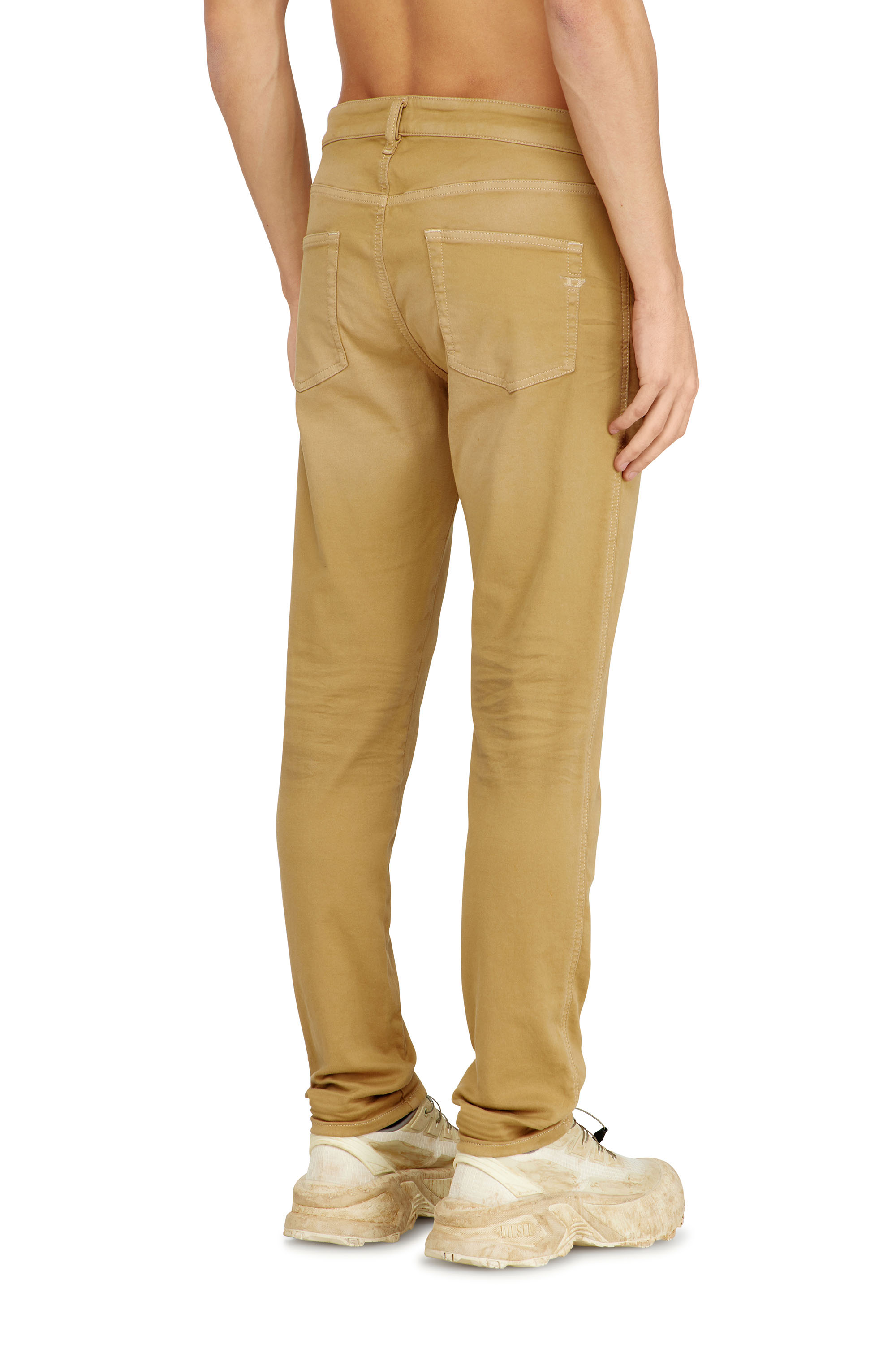 Diesel - Slim 2062 D-Strukt Joggjeans&reg; 0670M Uomo, Beige - Image 4