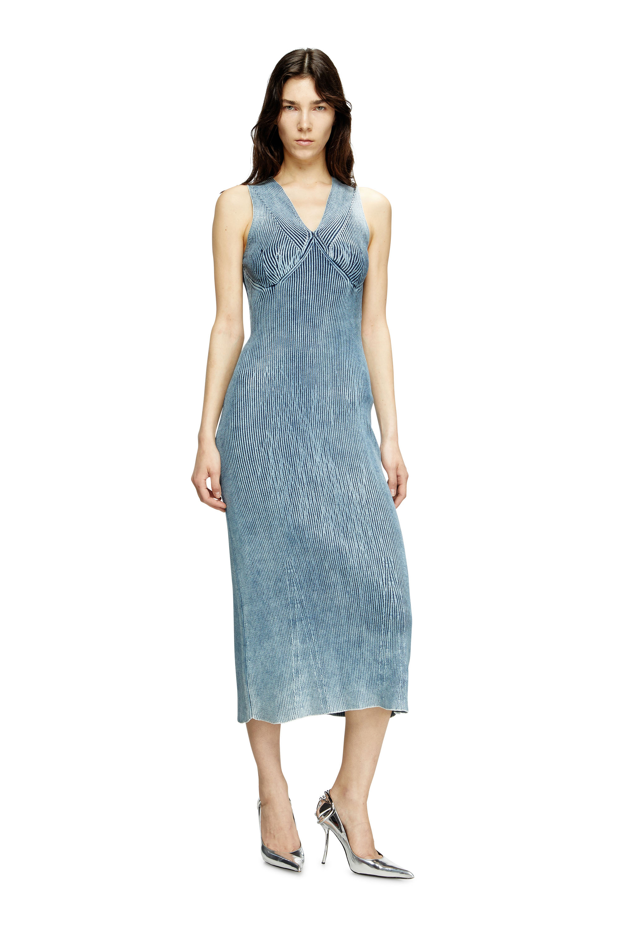 Diesel - M-MILONG, Abito midi in filato denim con effetto lucido Donna in Blu - 2