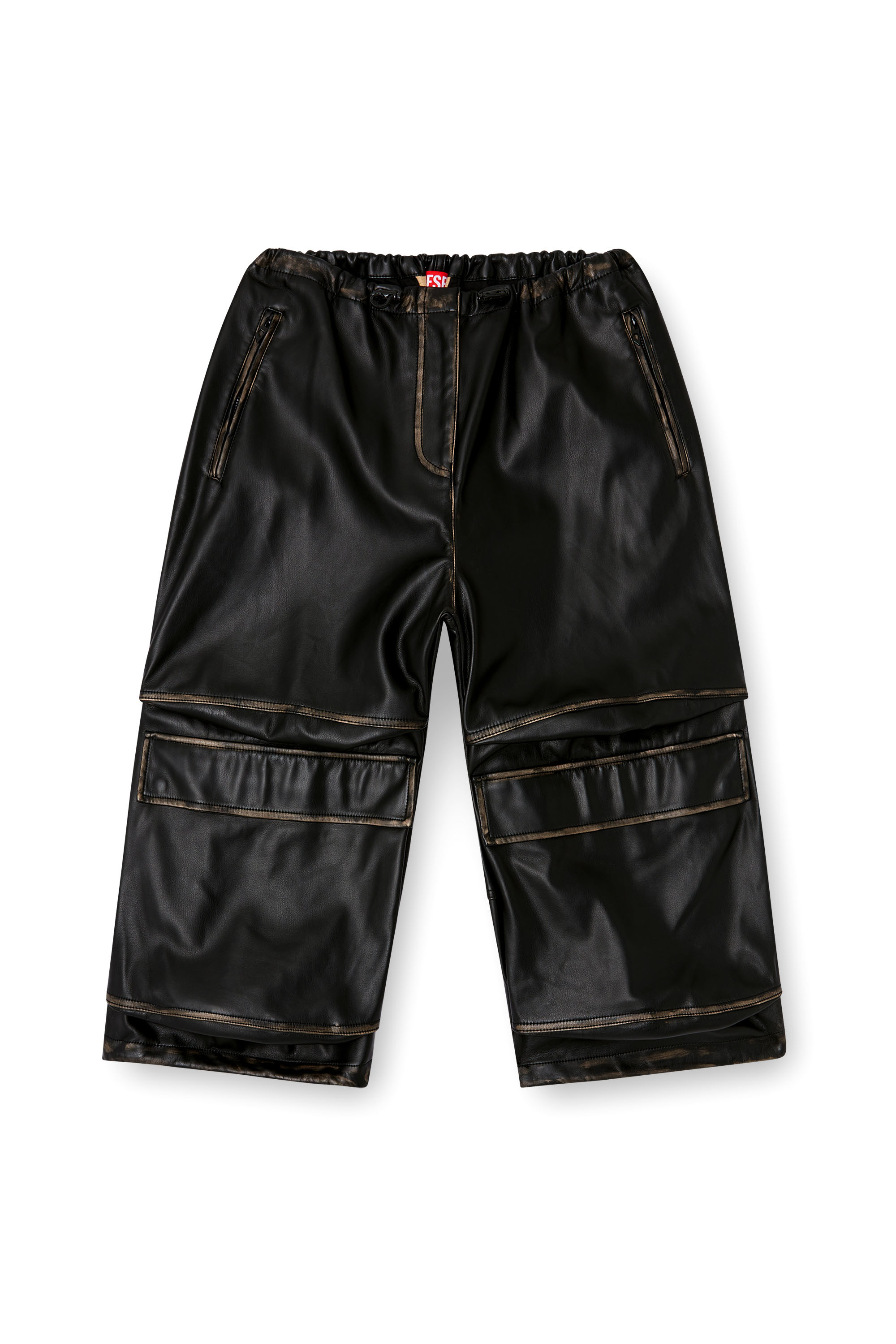 Diesel - P-DAYETZ-SHORT-FEM, Bermuda con tasche cargo in pleather Donna in Nero - 2