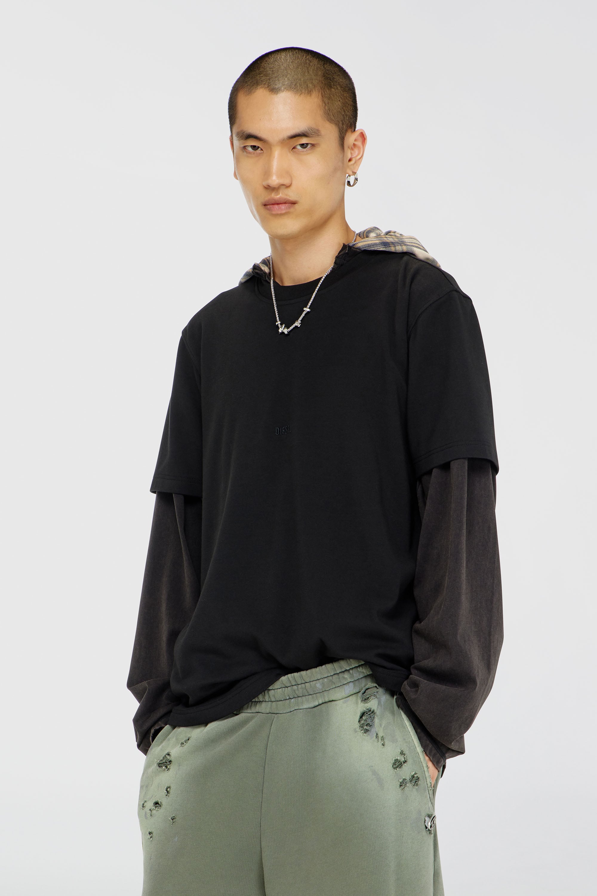 Diesel - T-ADJUST-AA2, T-shirt in interlock di cotone con ricamo logo Uomo in Nero - 1