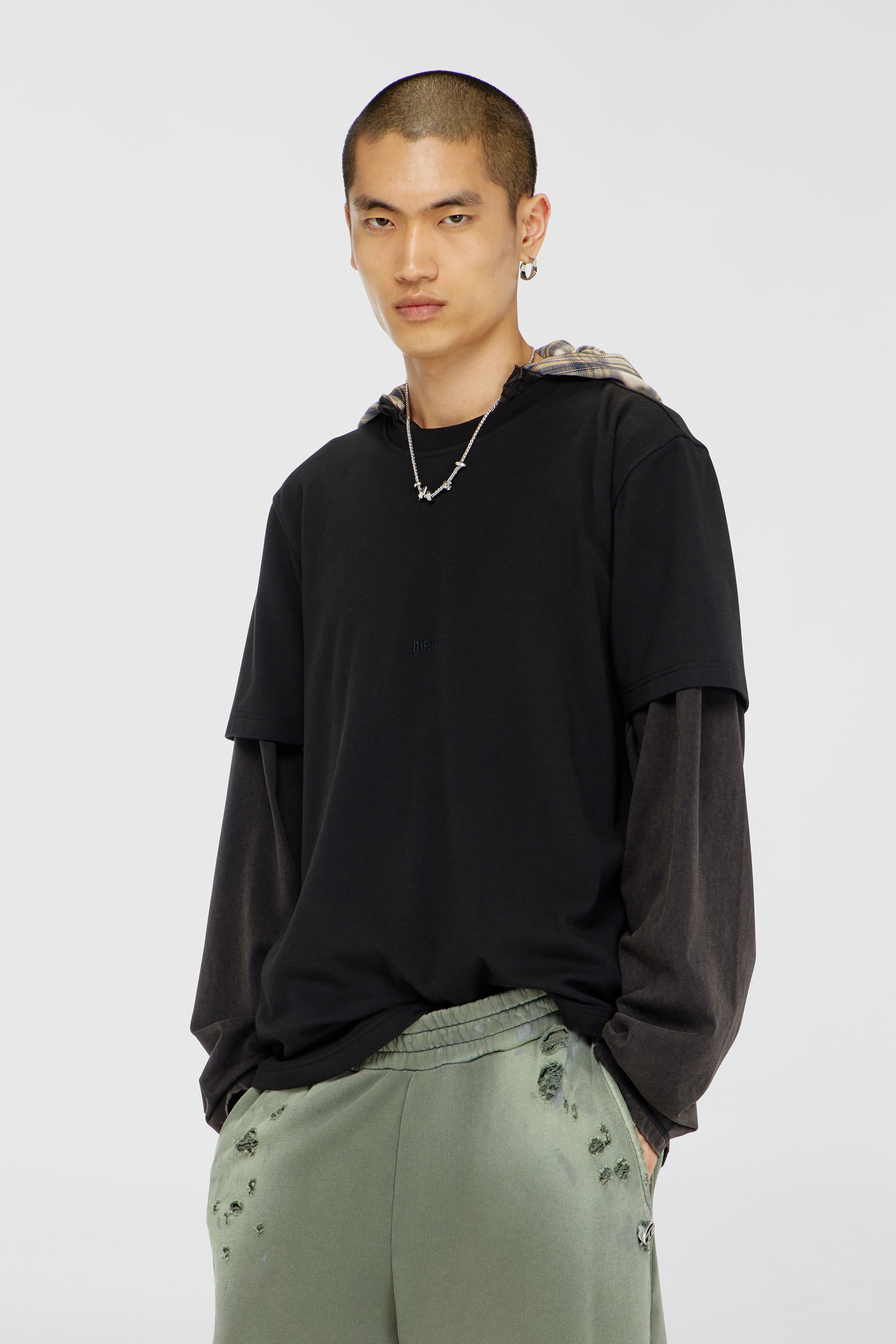 Diesel - T-ADJUST-AA2, T-shirt in interlock di cotone con ricamo logo Uomo in Nero - 3