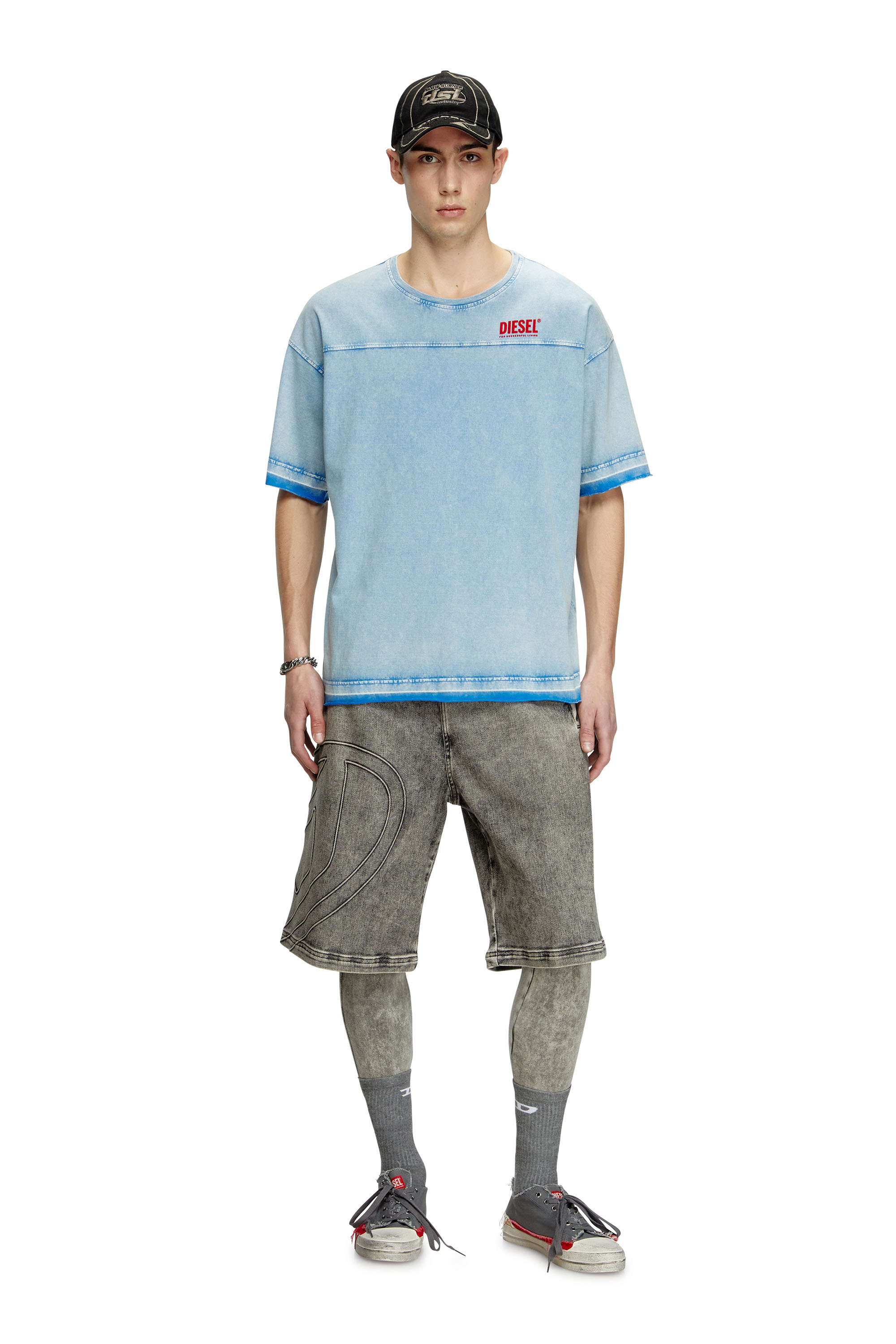 Diesel - T-HOXT, T-shirt effetto denim con orli scuciti Uomo in Blu - 2