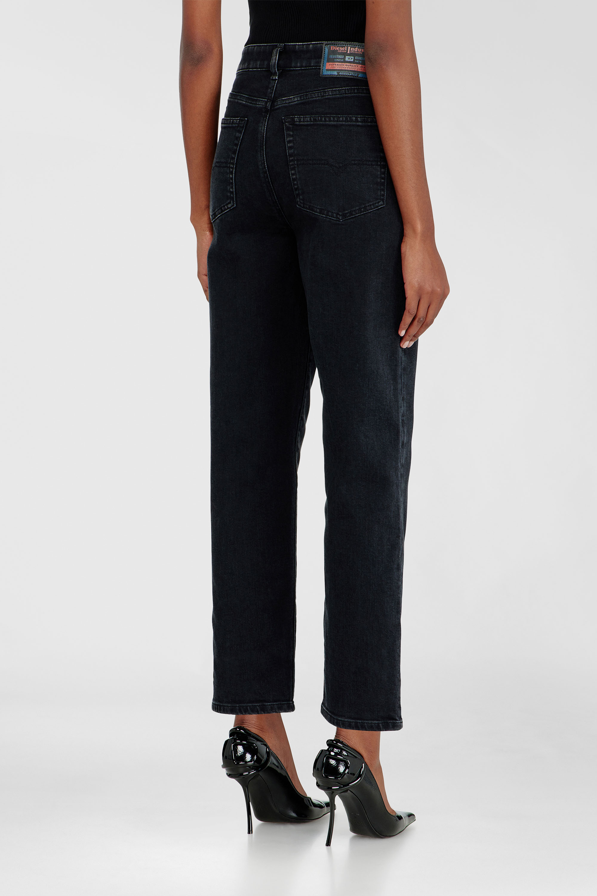 Diesel - Regular Jeans 1981 D-Went 09N89 Donna, Nero/Grigio scuro - Image 5