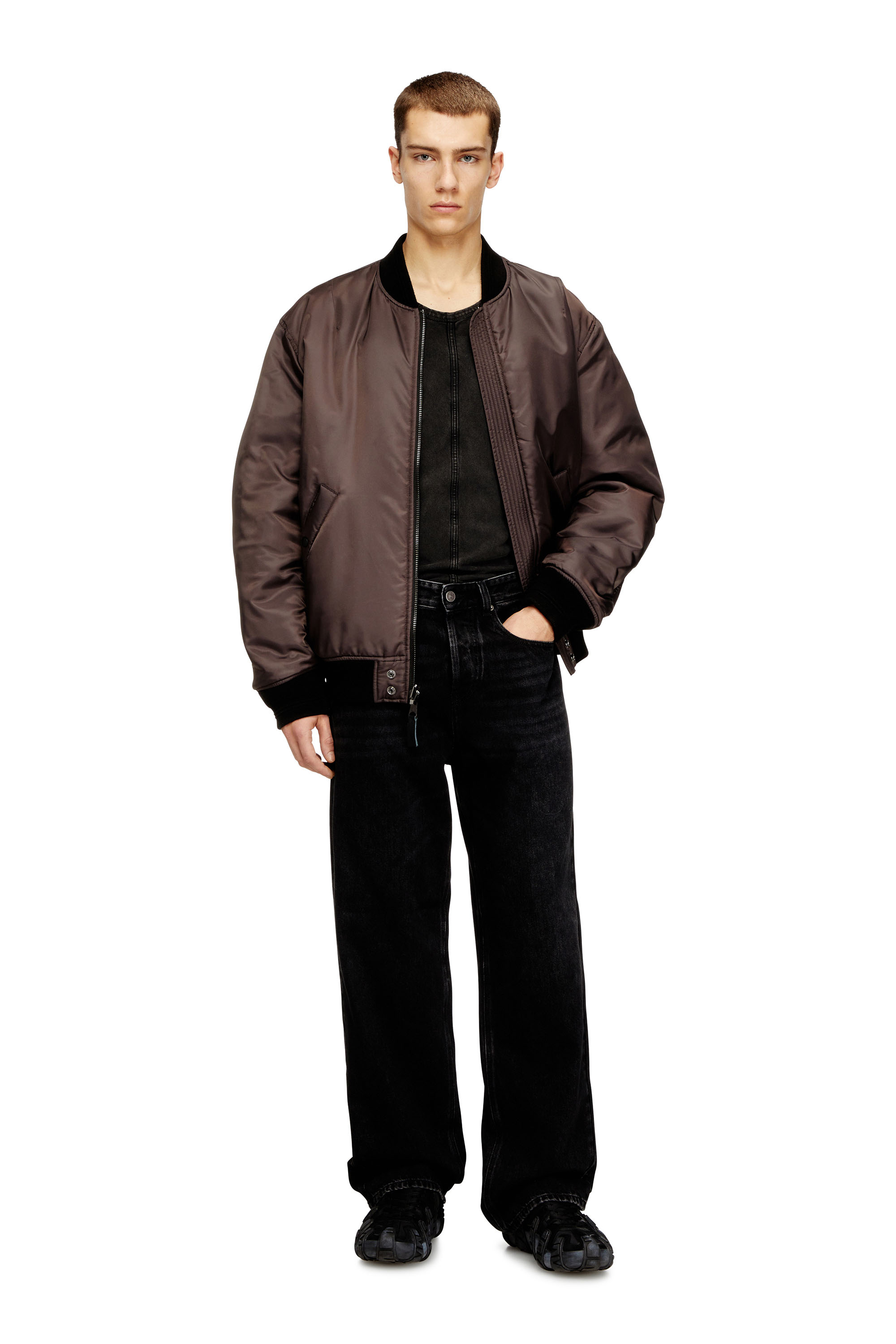 Diesel - Relaxed Jeans 2001 D-Macro 09P09 Uomo, Nero/Grigio scuro - Image 2