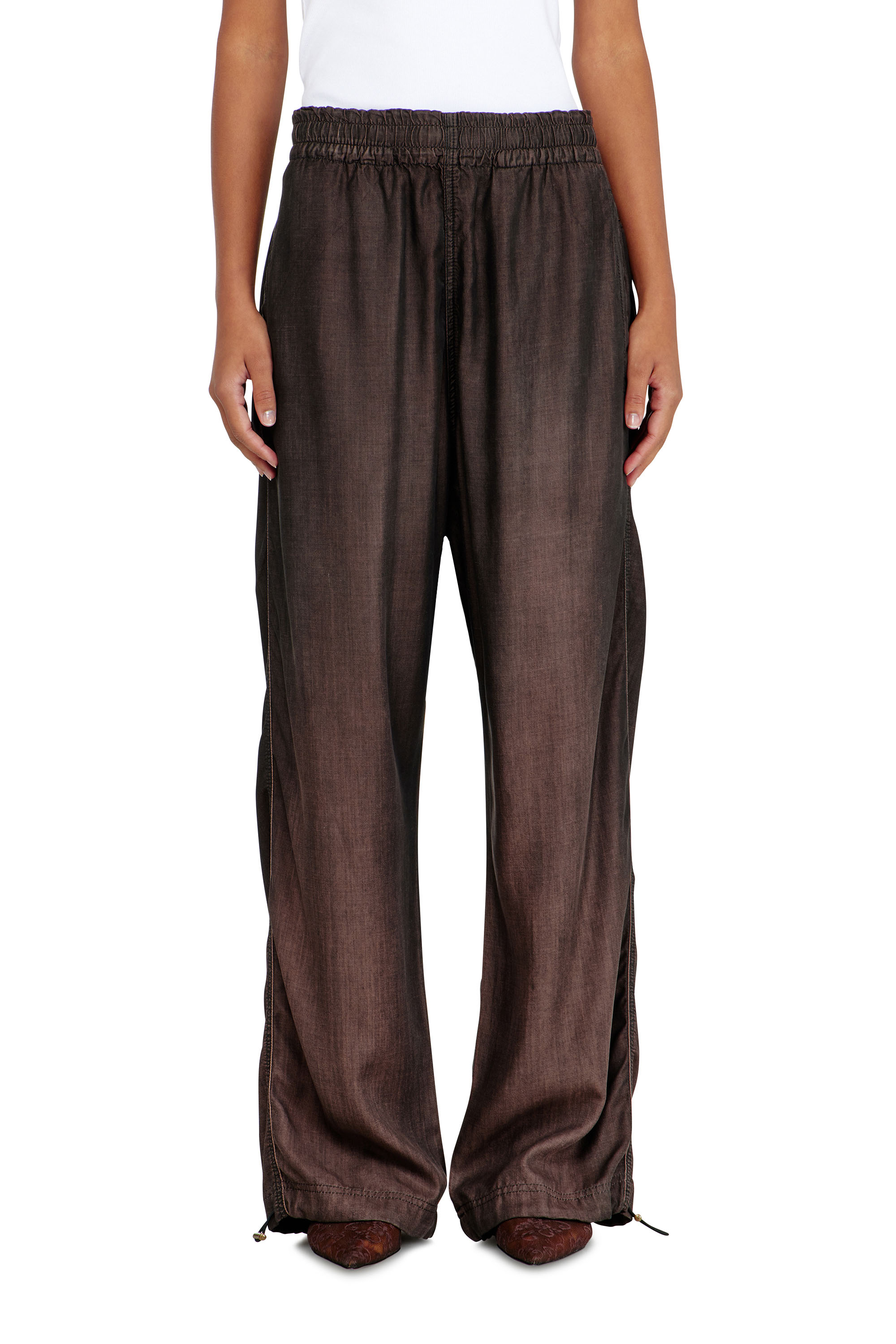 Diesel - Relaxed Jeans D-Roder 068YF Unisex, Testa di Moro - Image 1