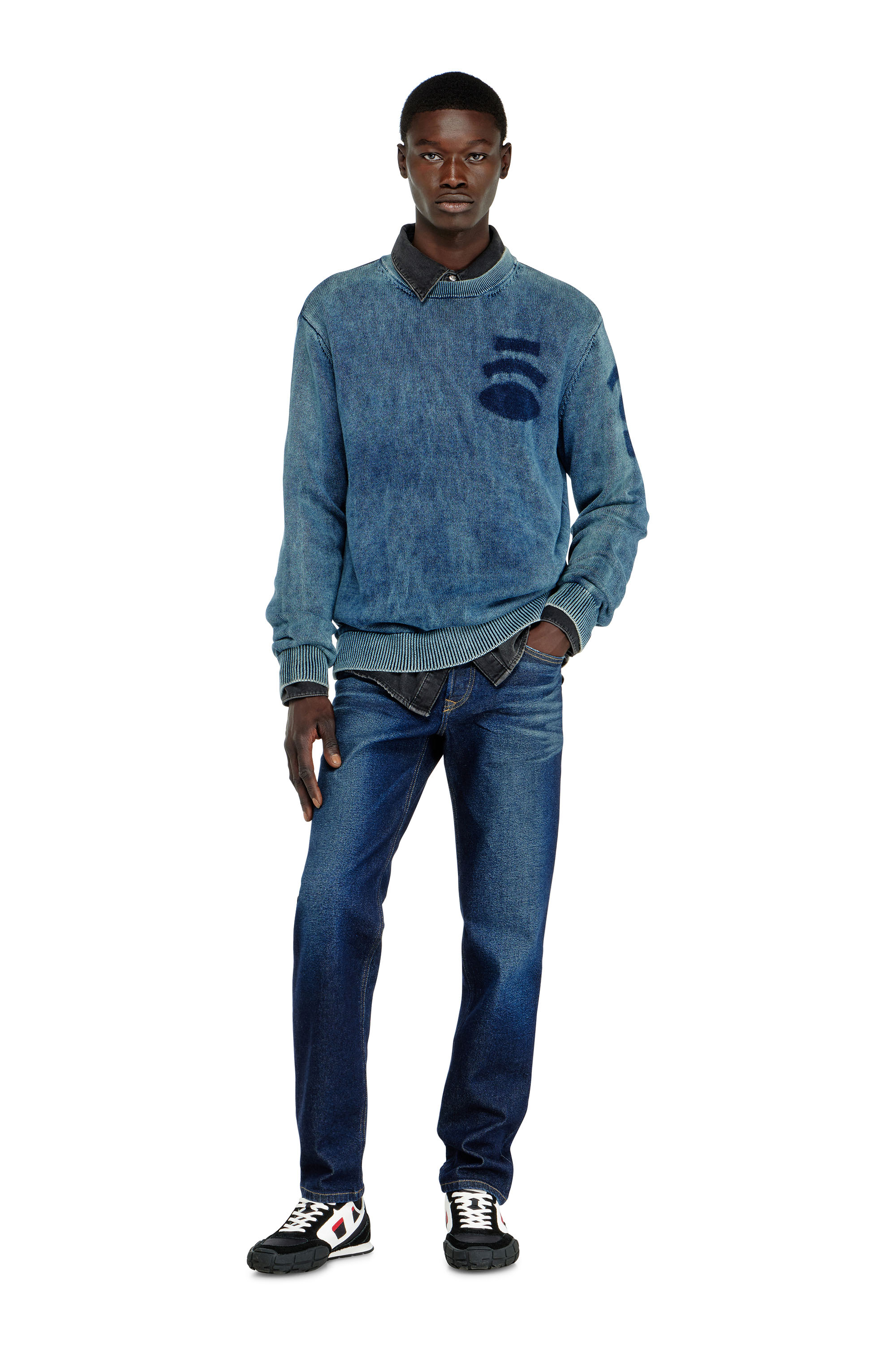 Diesel - Regular Jeans 2023 D-Finitive 0KBBV Uomo, Blu Scuro - Image 1