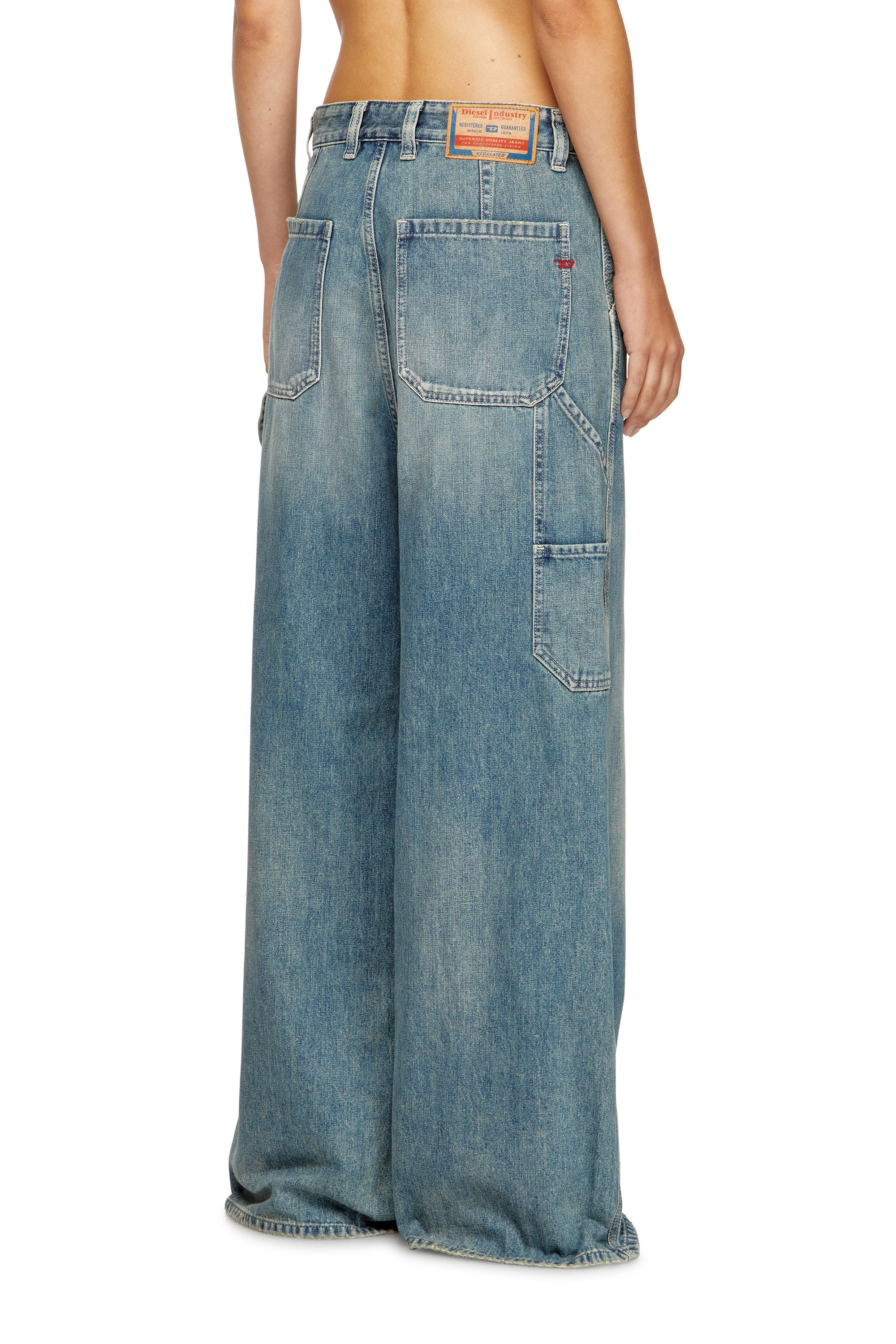 Diesel - Relaxed Jeans 1996 D-Sire 068SK Donna, Blu Chiaro - Image 4