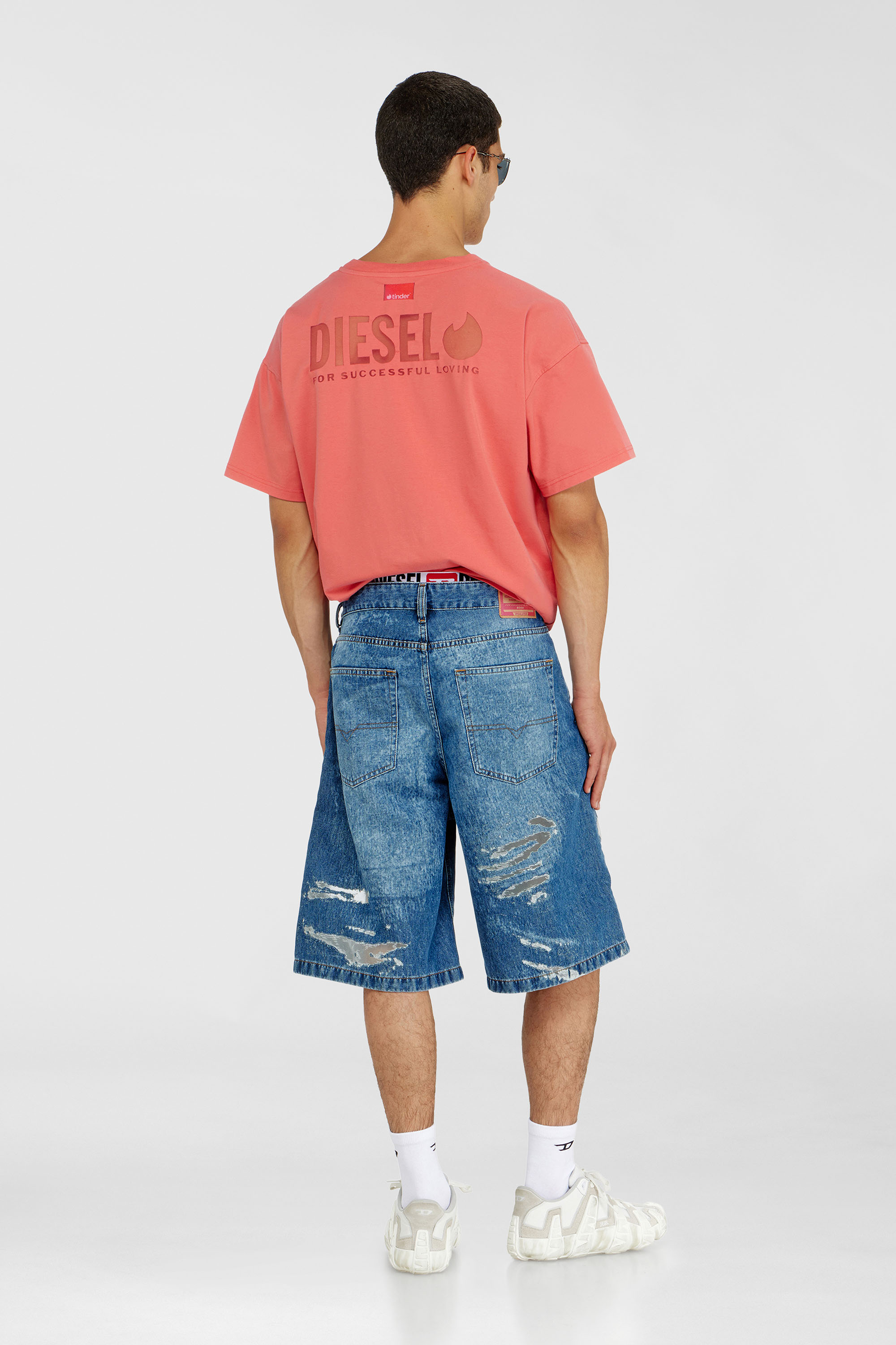 Diesel - PR-T-NORM-CHITIND-R, T-shirt con logo posteriore trasparente Unisex in Rosso - 2