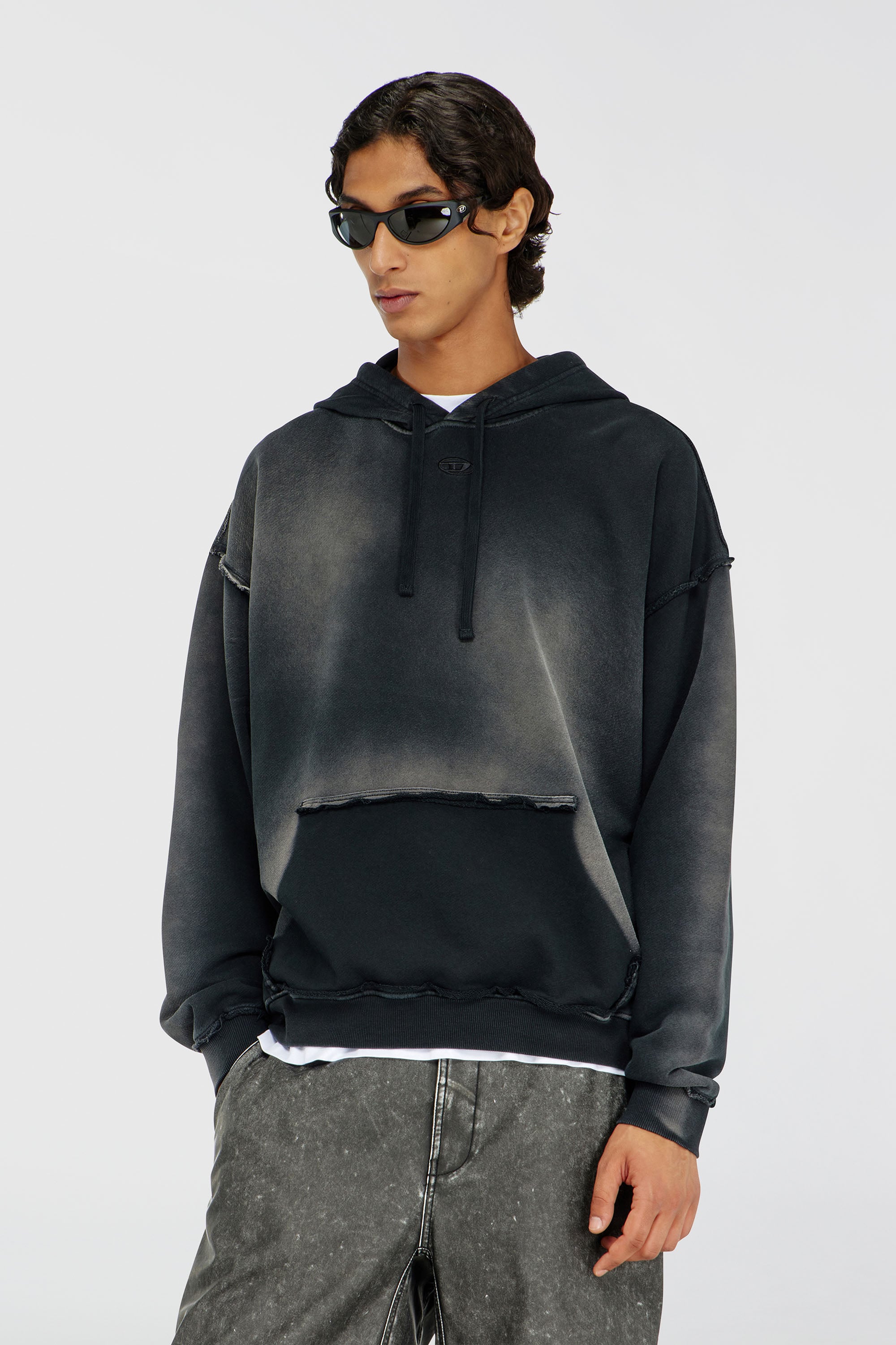 Diesel - S-POCK-HOOD, Hoodie in cotone faded con dettagli sfrangiati Uomo in Multicolor - 1