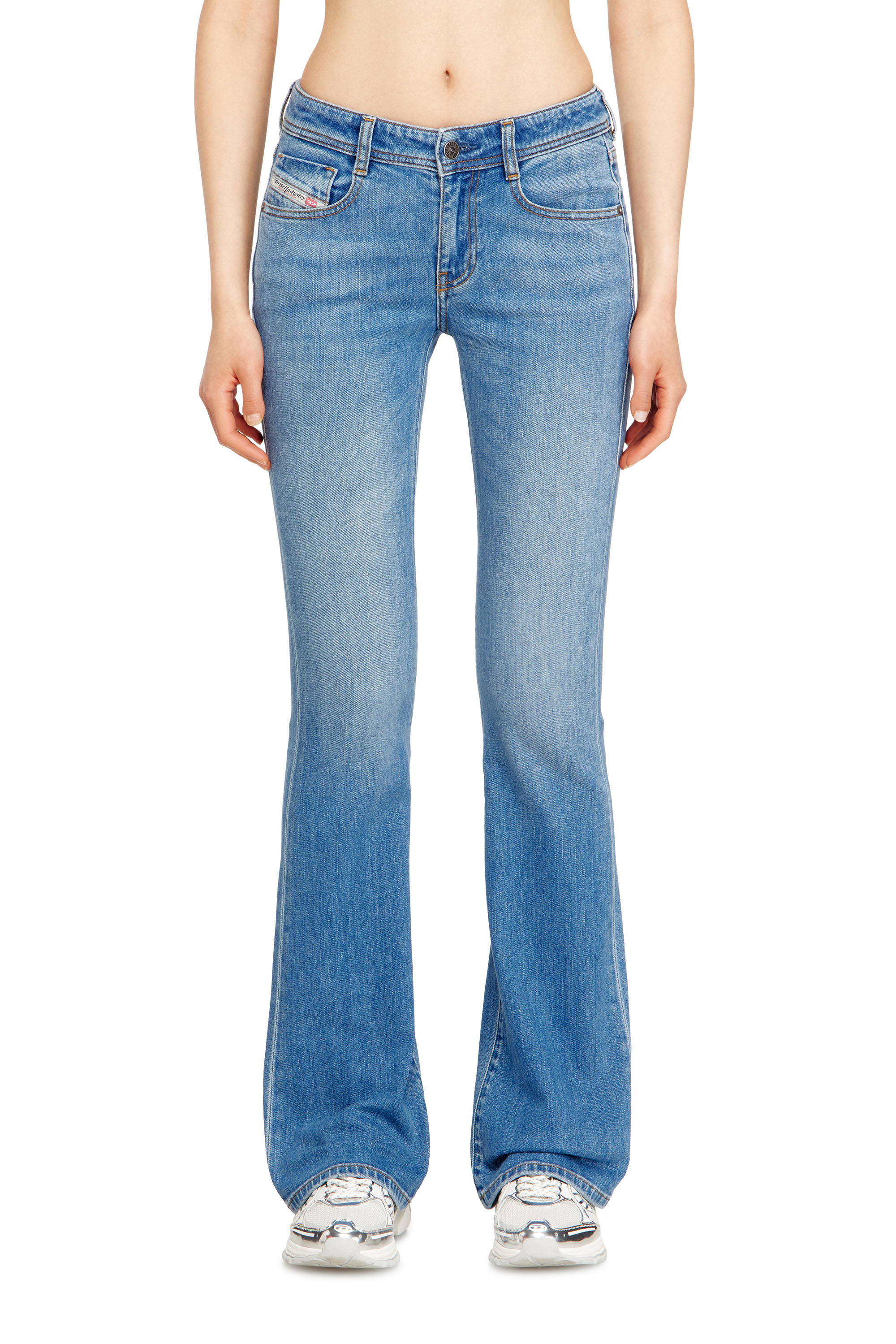 Diesel - Bootcut Jeans 1969 D-Ebbey 0ADBH Donna, Blu Chiaro - Image 1